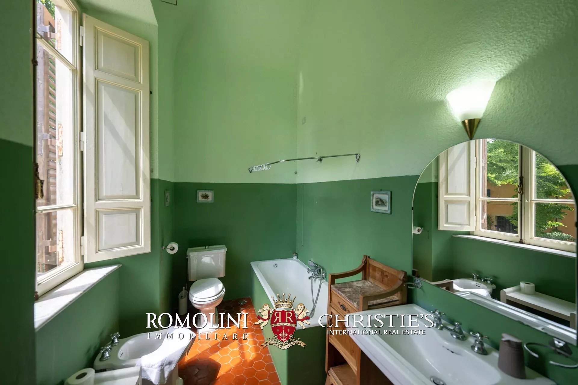 26 Bedroom Villa/Townhouse's Image 38