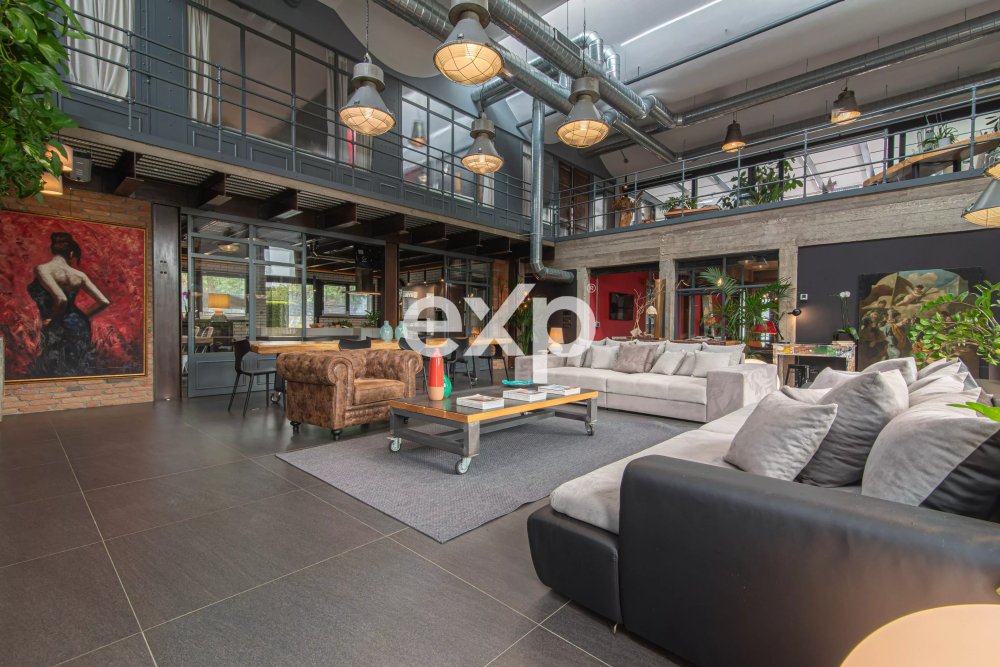 LOFT NEWYORKESE VICINO ROMA