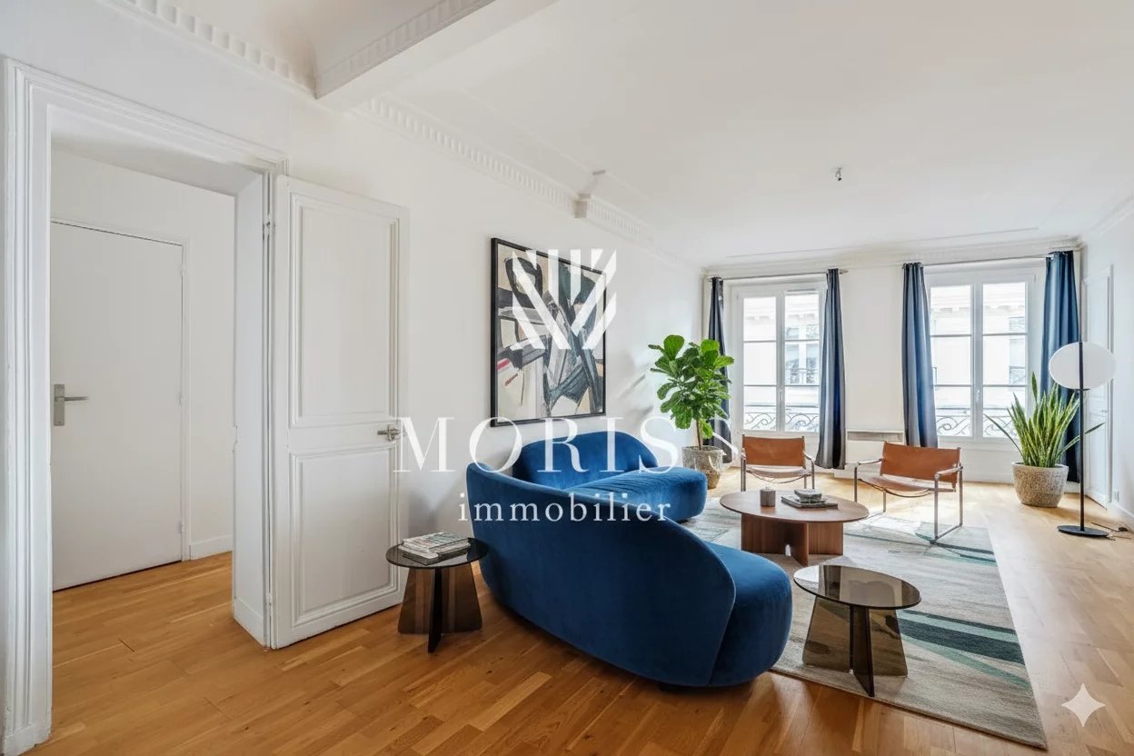 A vendre – Paris 8e Faubourg Saint-Honoré – Appartement 2 pièces - Image Array