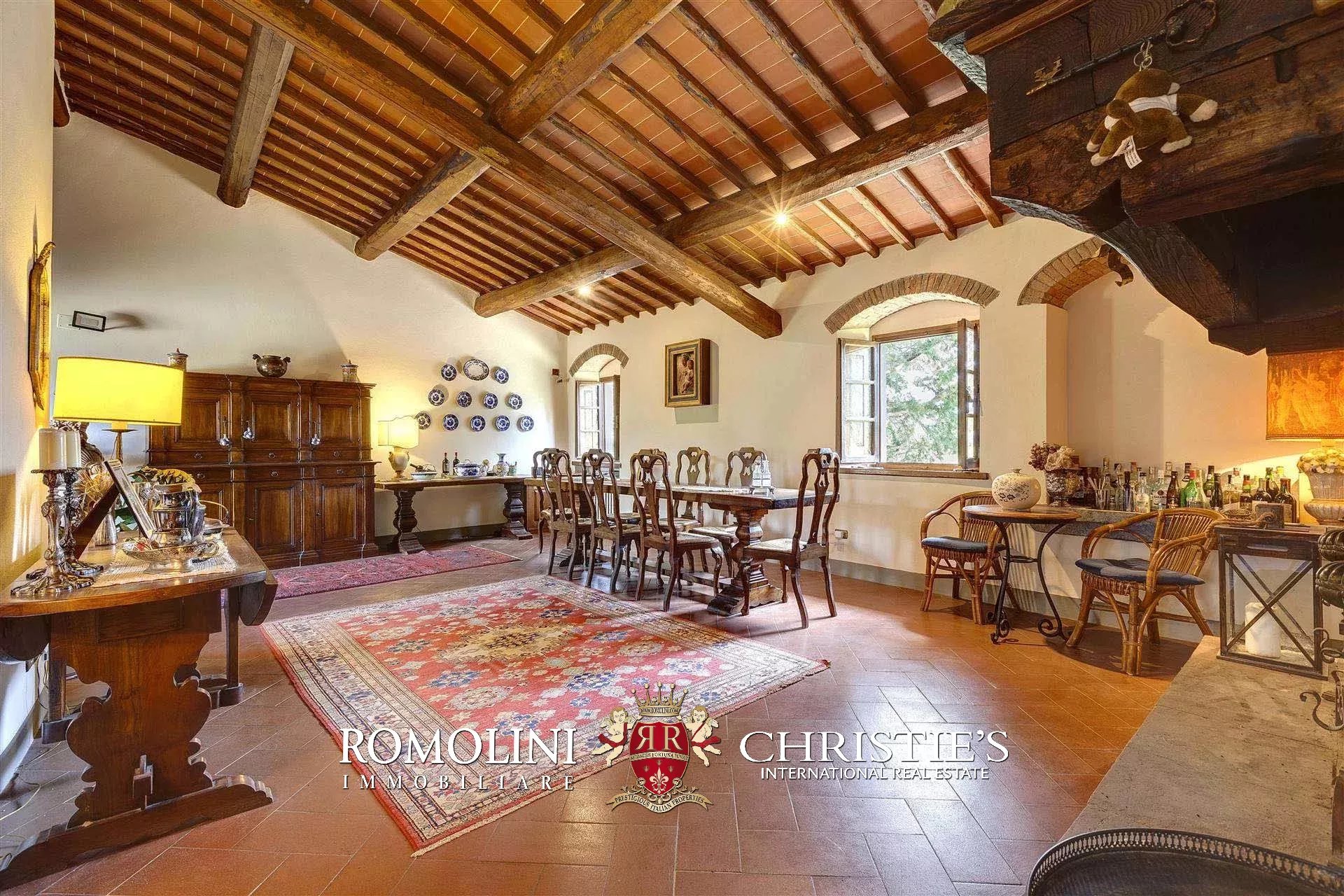 9 Bedroom Vineyard's Image 34
