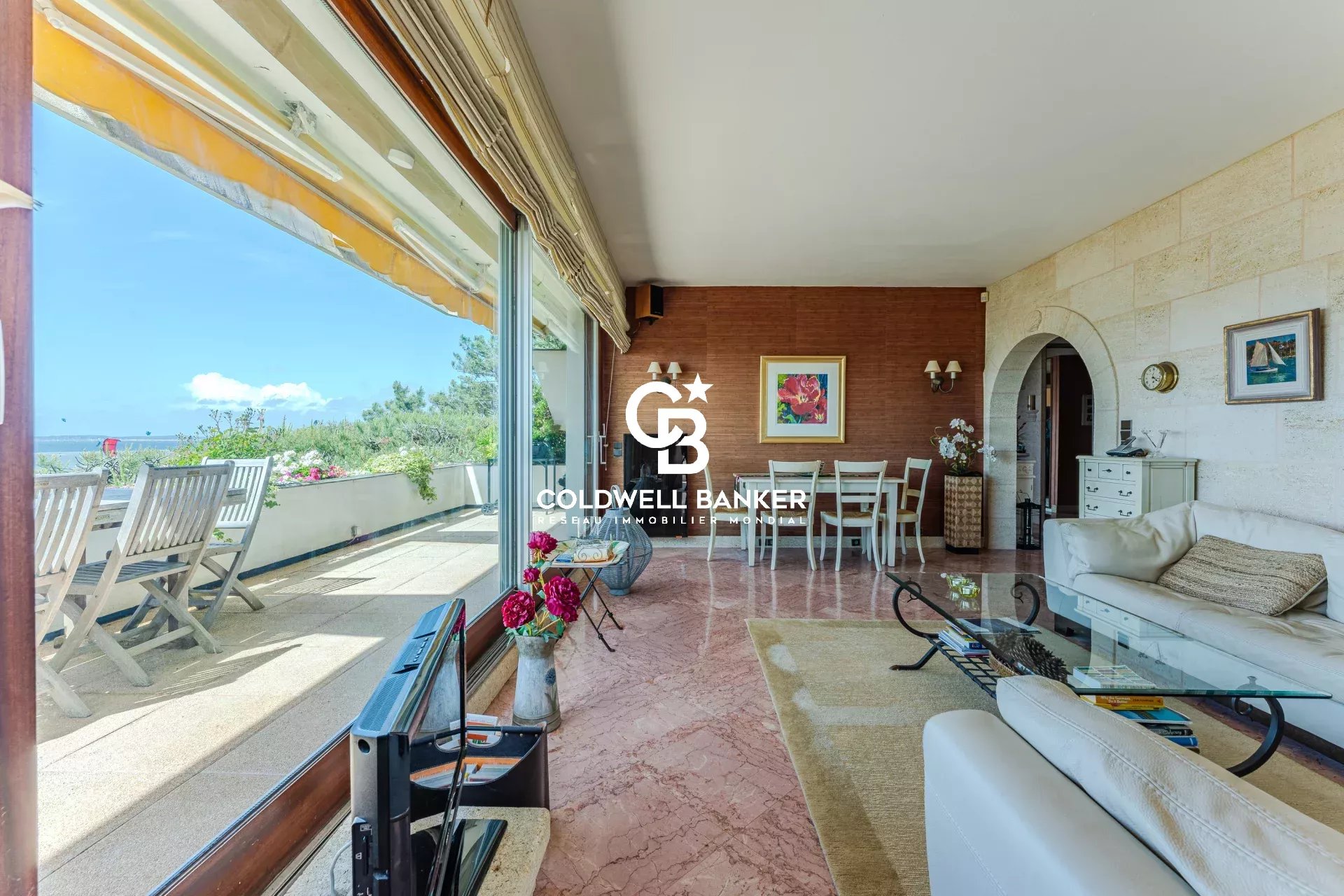 Agence immobilière de Silver Coast Int. Realty
