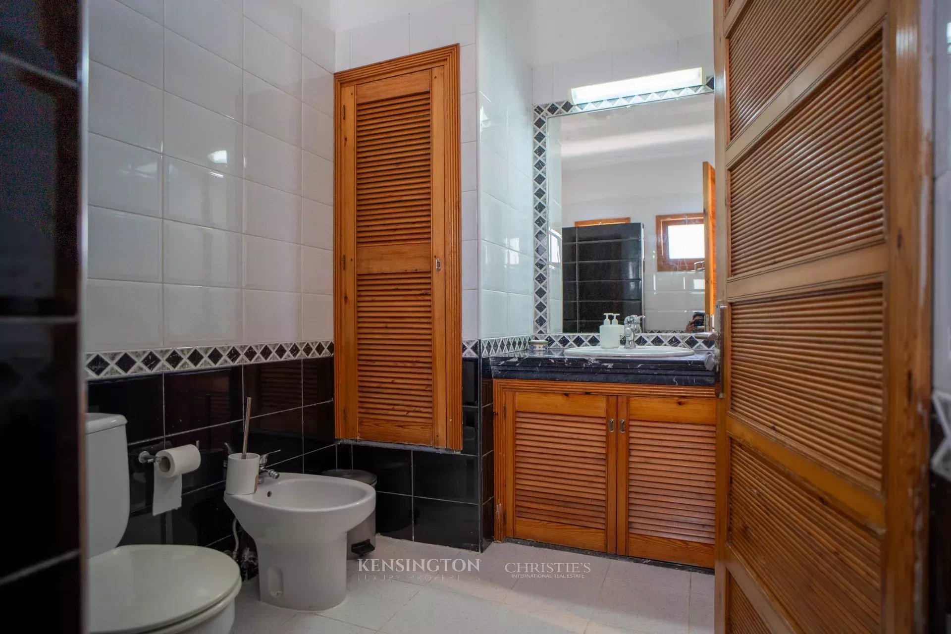 4 Bedroom Villa/Townhouse's Image 19