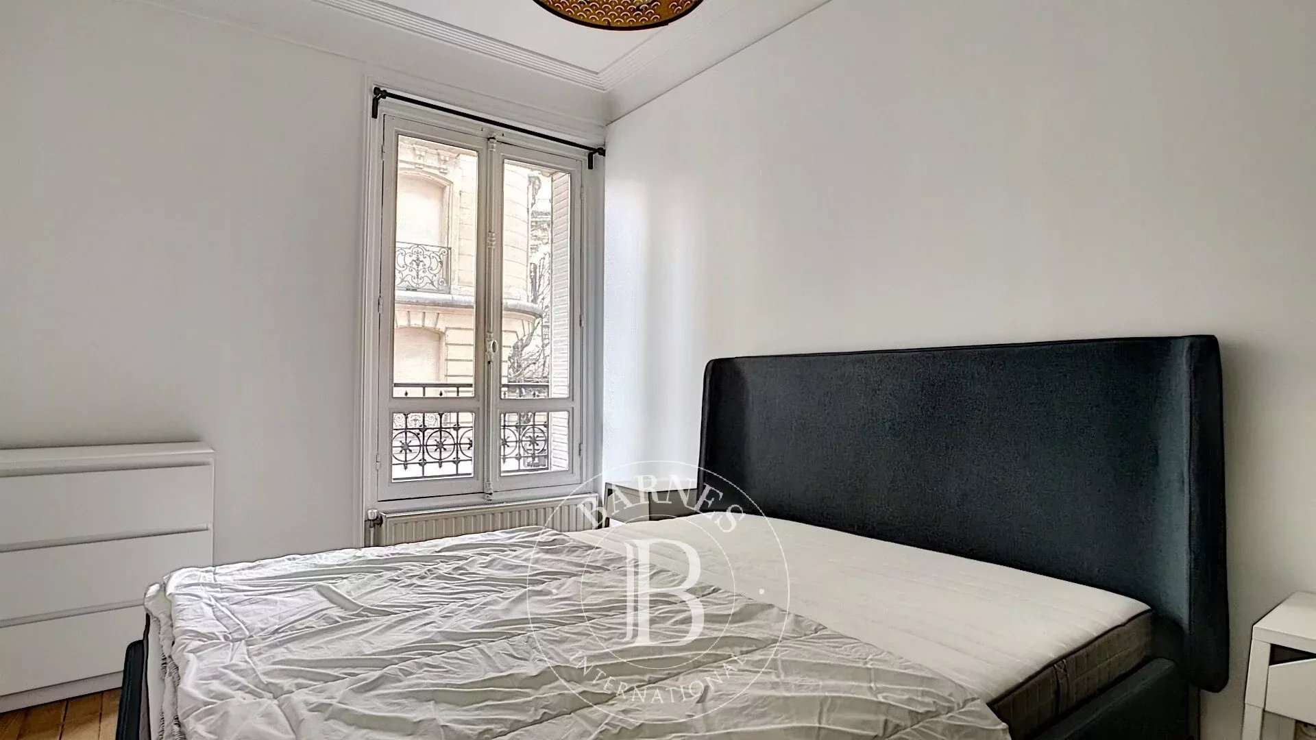 Daire Paris 18ème - picture 8