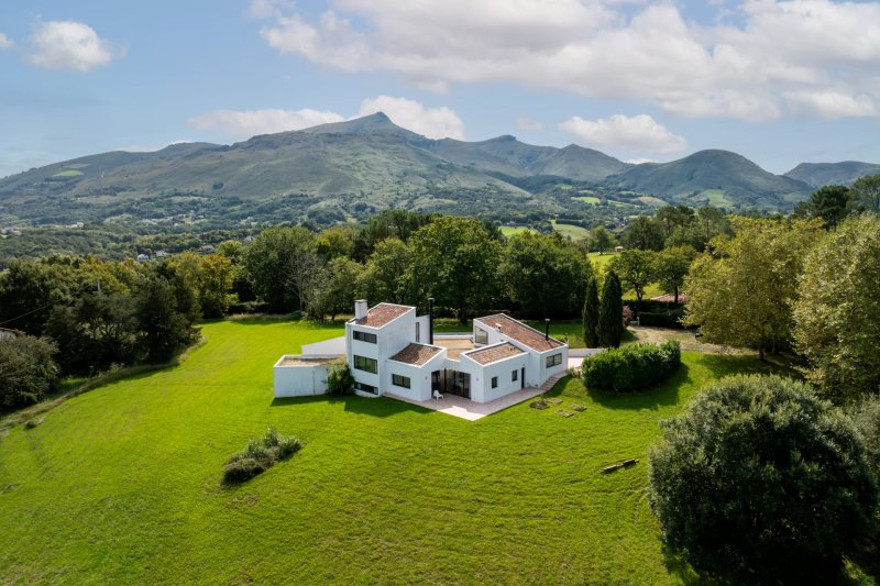 For Sale House | Ascain - picture 3