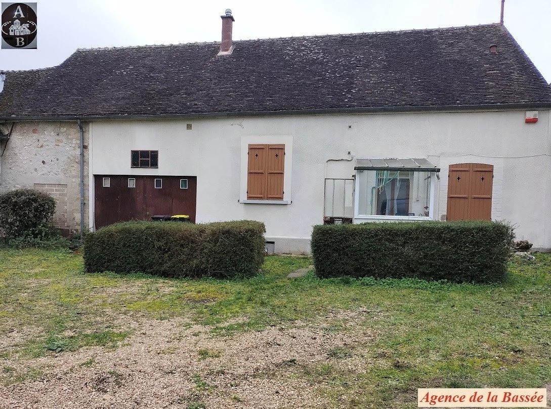 PROVINS 77160.