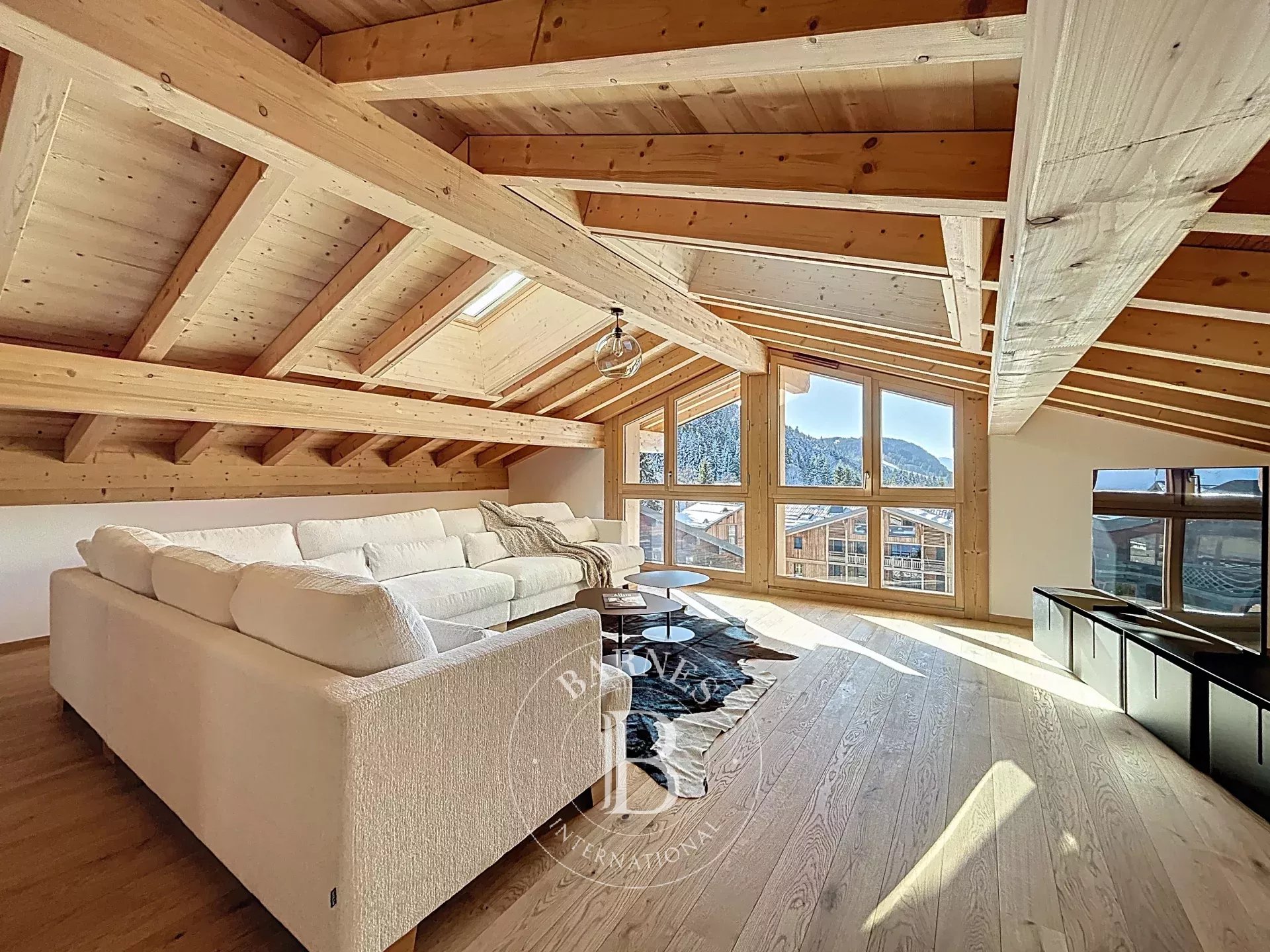 Photo of Les Gets – Spacious Family T6 Duplex – Direct Ski Access – Open Mountain Views