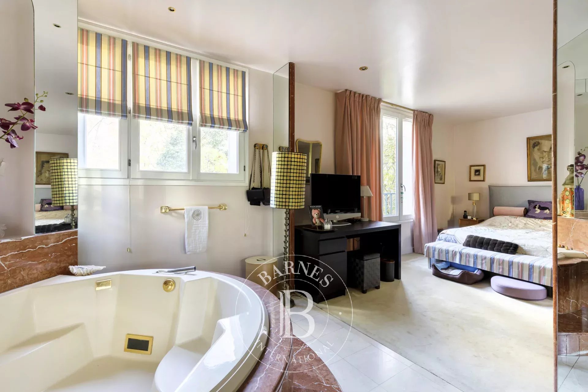 Daire Neuilly-sur-Seine - picture 10 title=