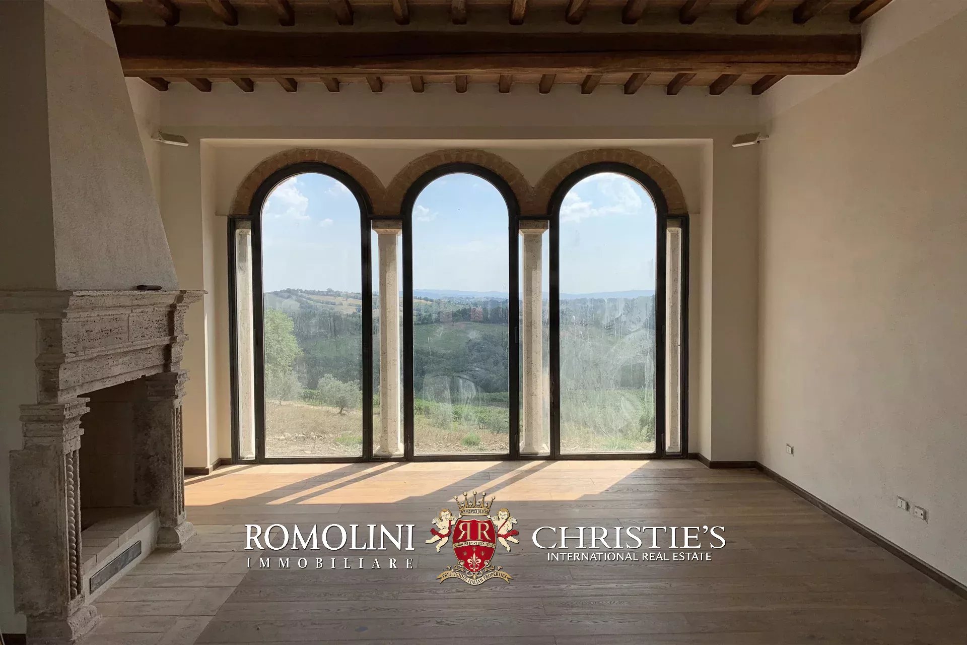 8 Bedroom Vineyard's Image 16