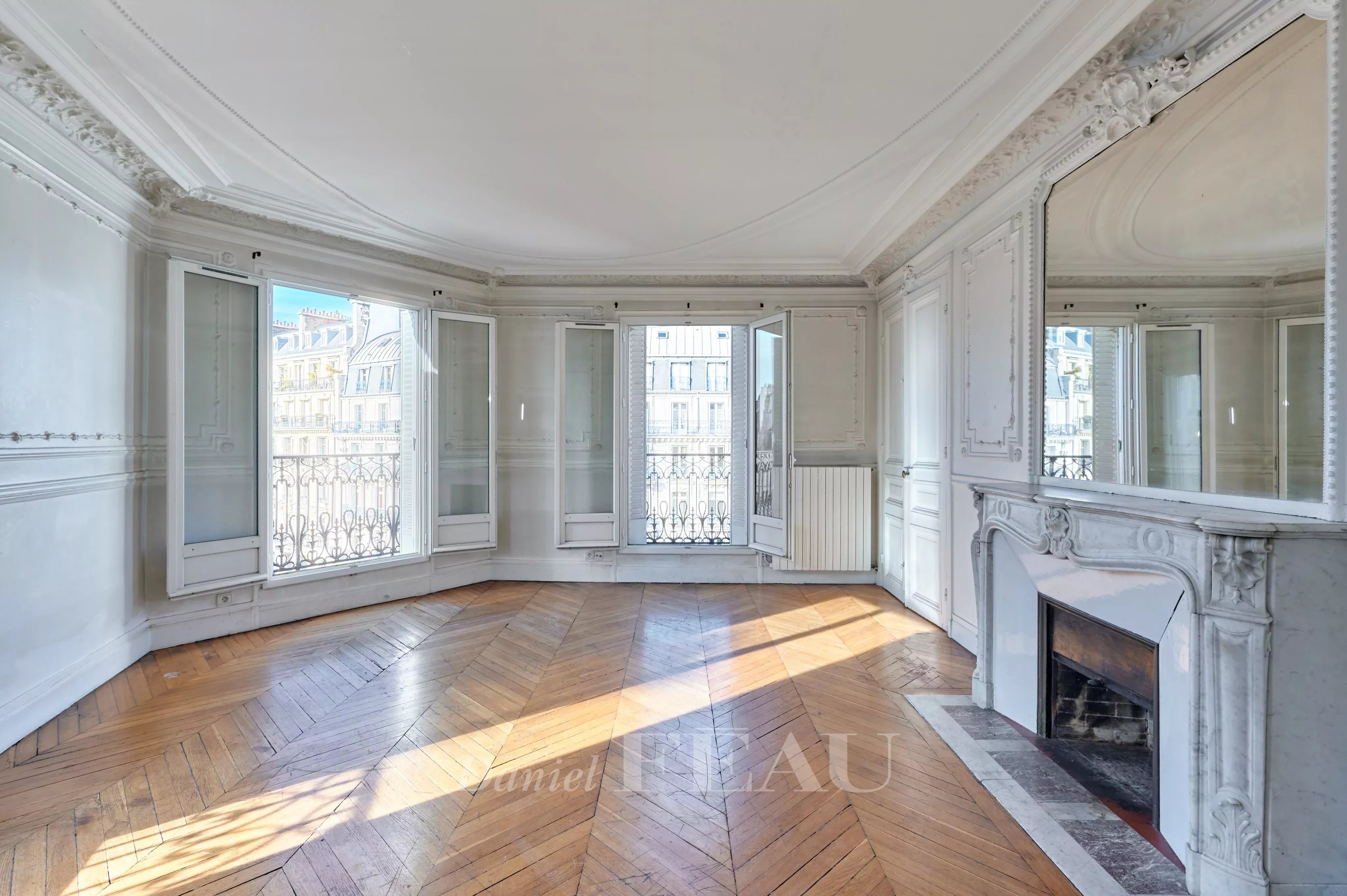 Sale Apartment Paris 6th