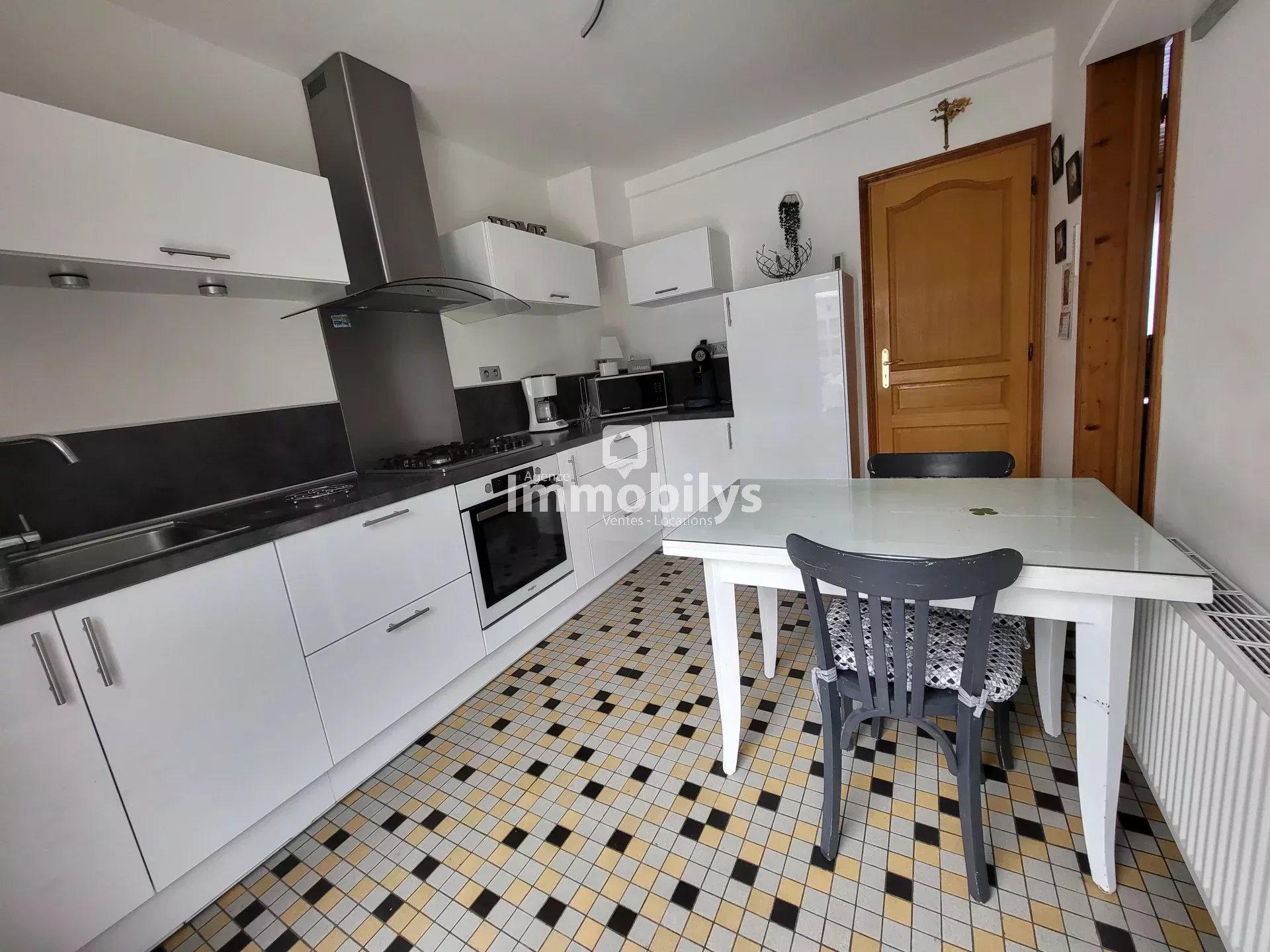 Charmante maison semi-individuel