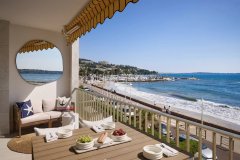 Luxury Seafront Apartment for Sale in Palm Beach, Cannes — photo 2 of 7