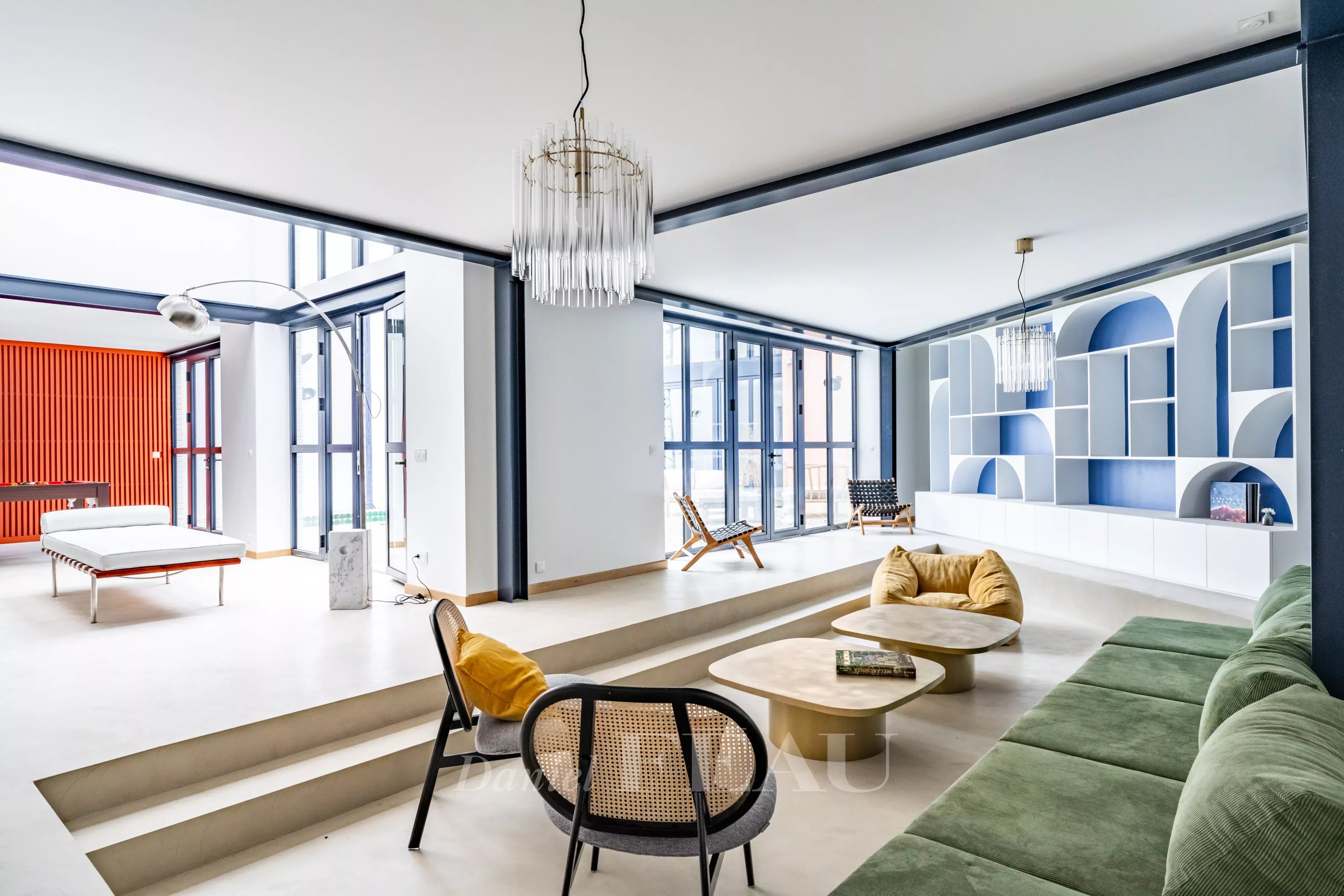 Boulogne South – A new architect-designed property with a swimming pool