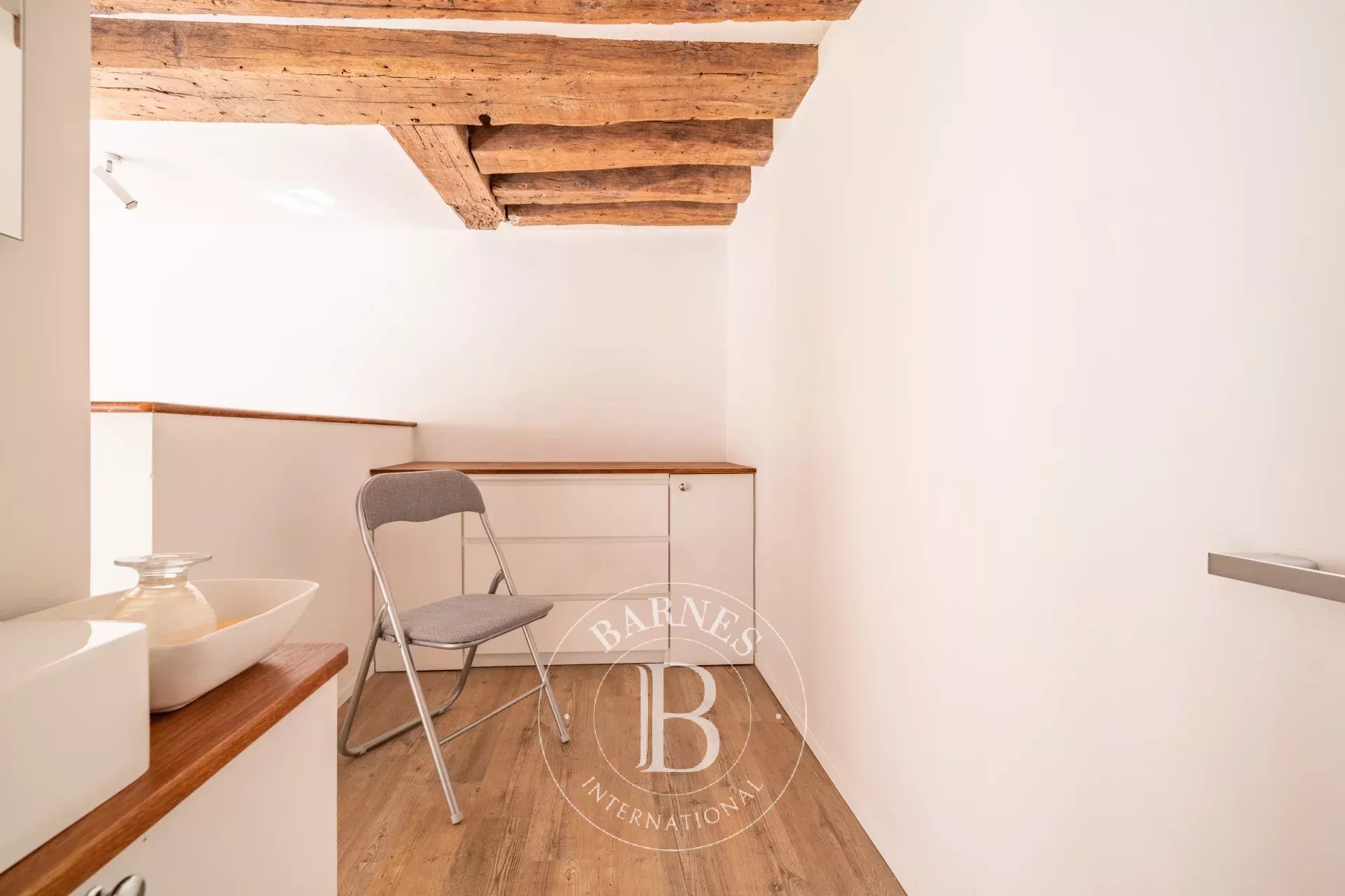 Daire Paris 4ème - picture 20