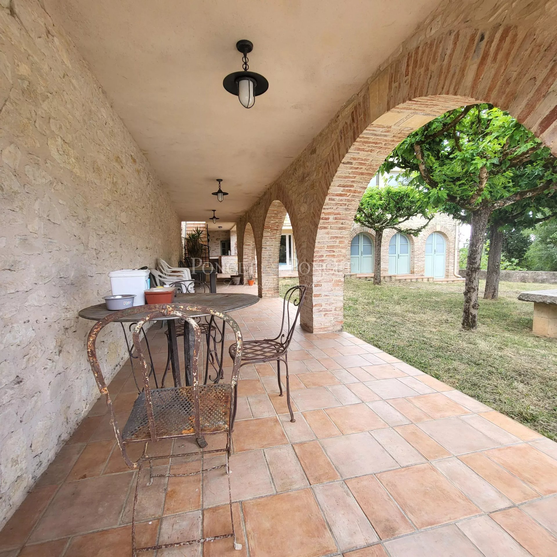 9 Bedroom Villa/Townhouse's Image 7