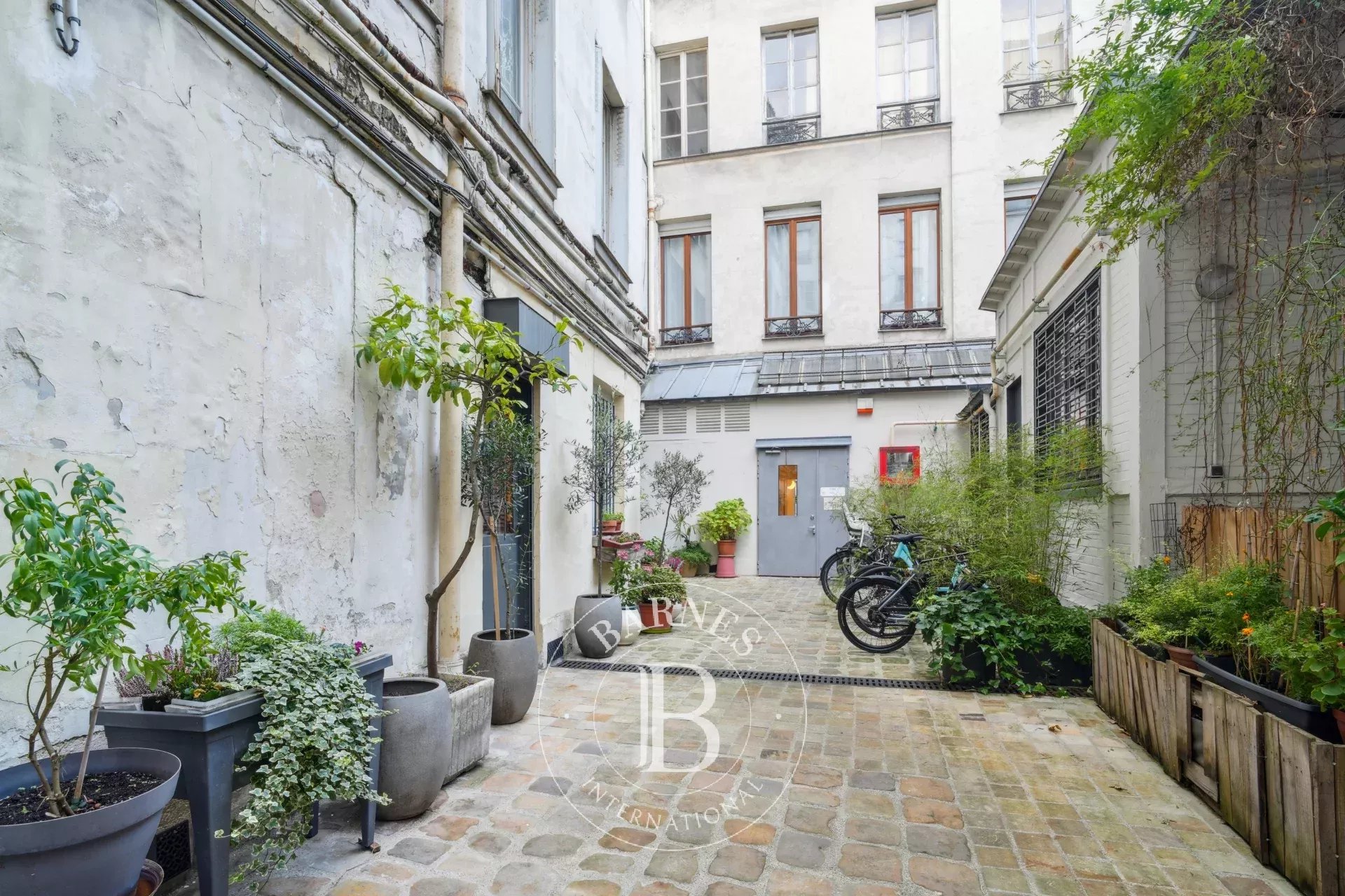 Daire Paris 10ème - picture 10