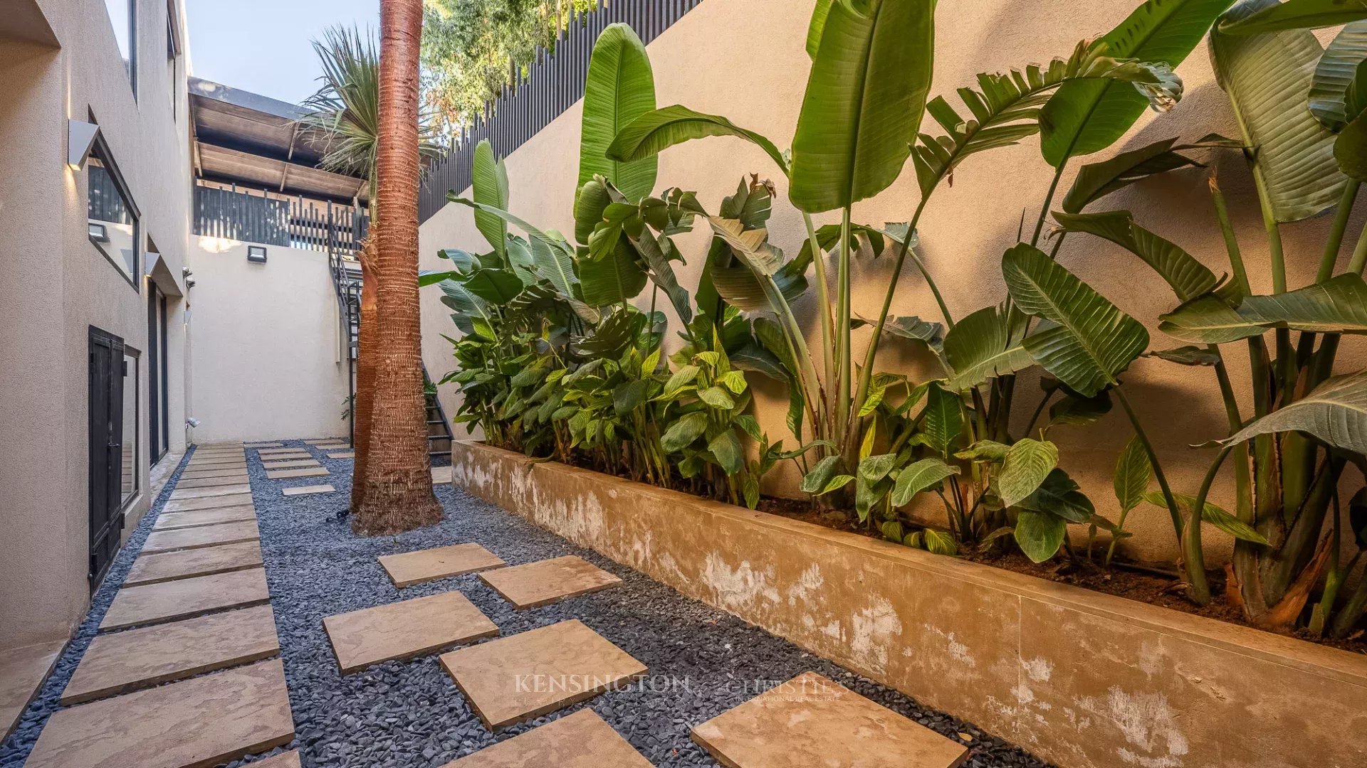 4 Bedroom Villa/Townhouse's Image 57