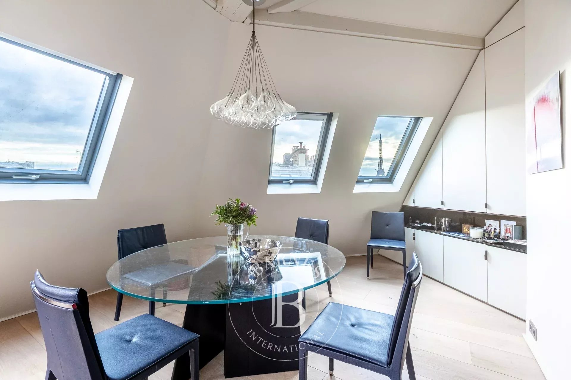 Paris  - Apartment 2 Bedrooms - picture 4