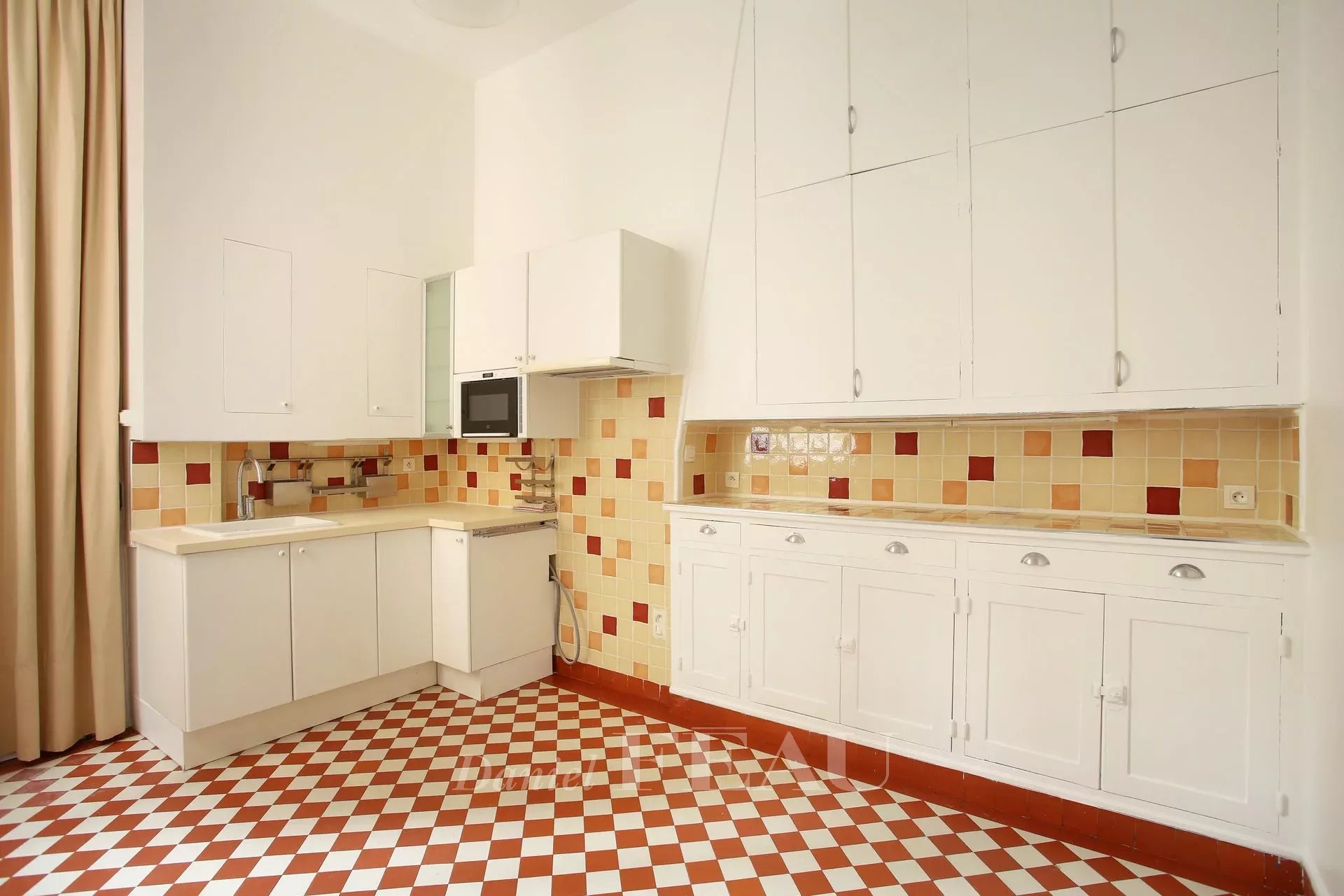 Kitchen Tile