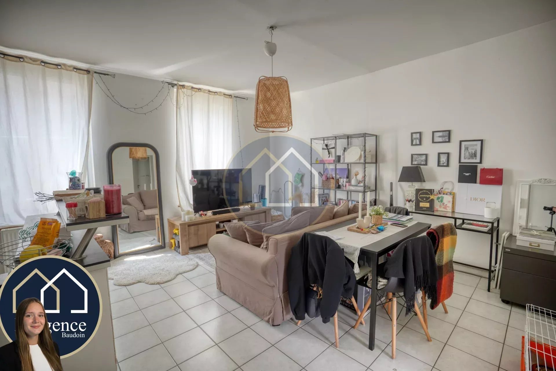 JOLI APPARTEMENT F2, 38M2, NOGENT LE ROI CENTRE
