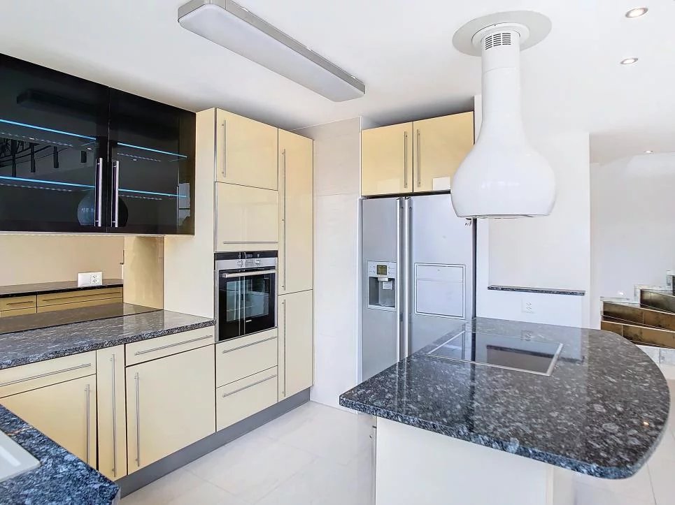 Duplex en attique avec terrasse au centre-ville