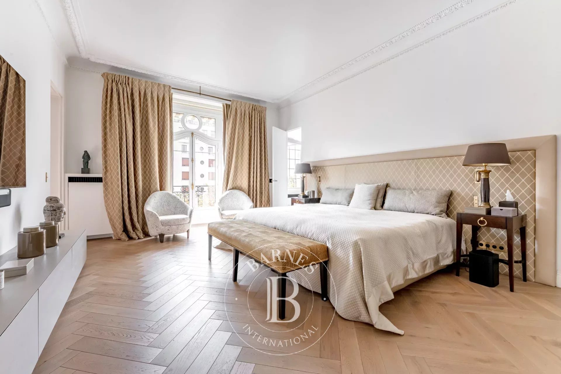Paris  - Apartment 3 Bedrooms - picture 9