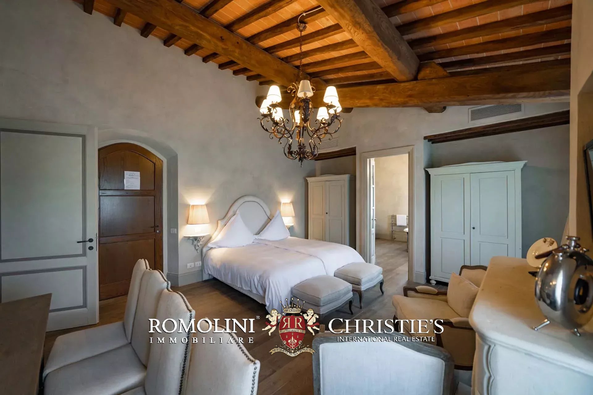17 Bedroom Villa/Townhouse's Image 152