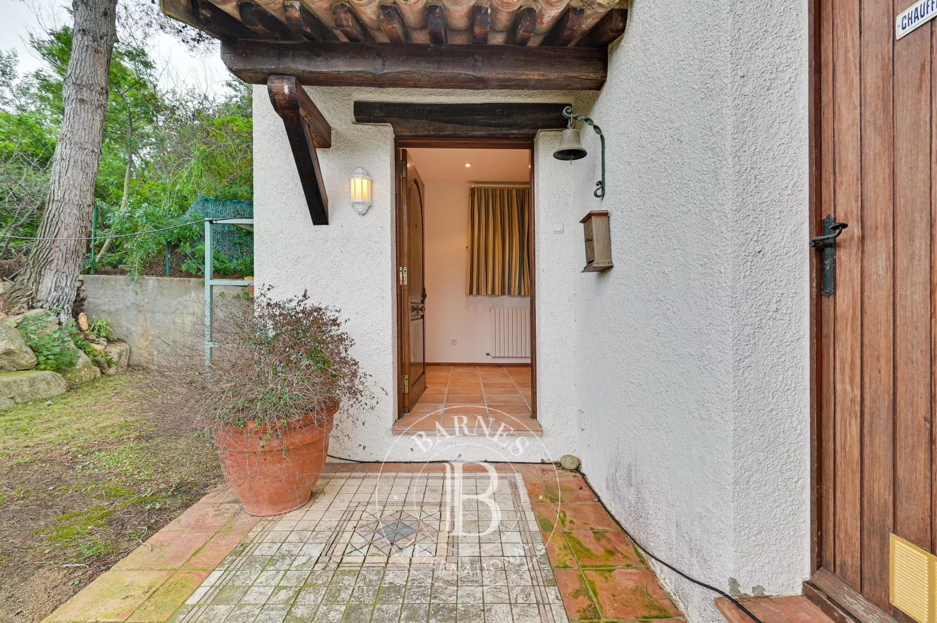 Single-Storey Home in the Golf Costa Brava Residential Community, Santa Cristina d’Aro, Costa Brava - picture 9