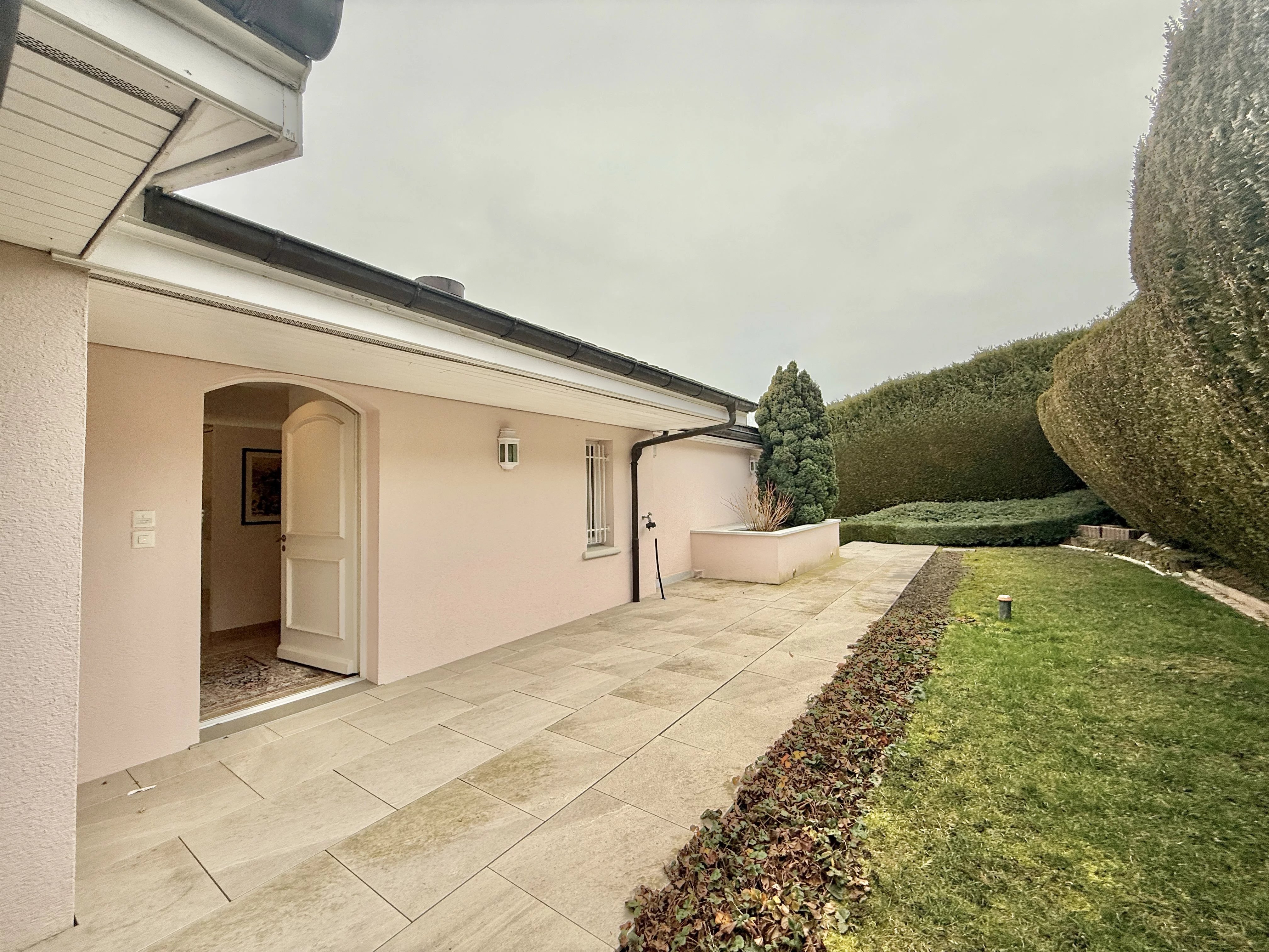 Prestigieuse Propriété d’Architecte avec Vue Panoramique