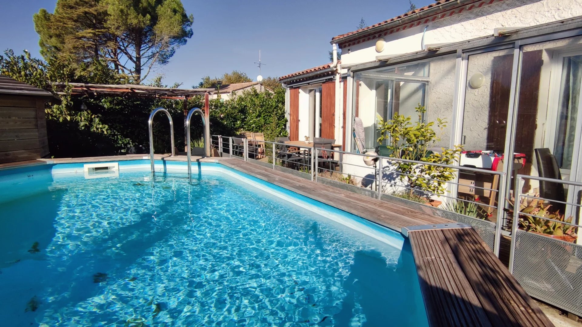 Plain-Pied Rénové T5 – Le Calme Absolu à 10 min de Nîmes