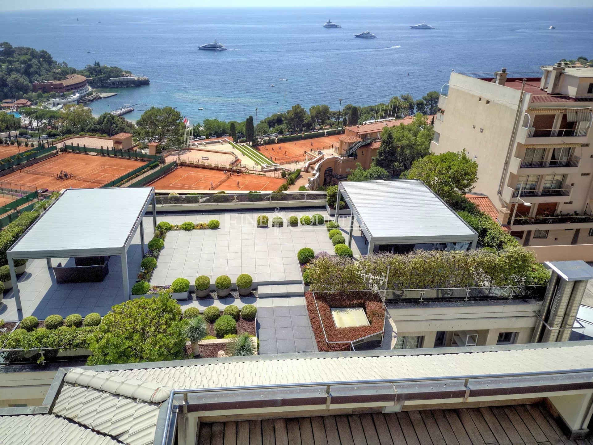 Photo of Penthouse-Villa for sale on the edge of Monaco, with sea Views