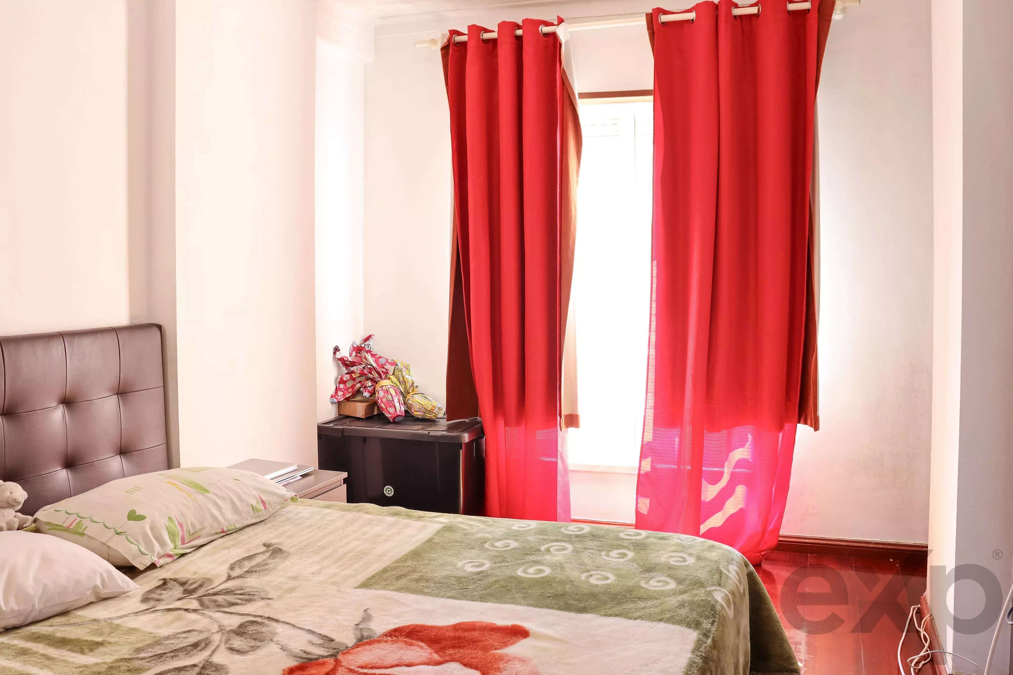 Spacious 3 Bedroom Apartment with En Suite | 130 sqm | Fireplace | Lift | Storage Room | Rinchoa, Sintra 87157830 image 10