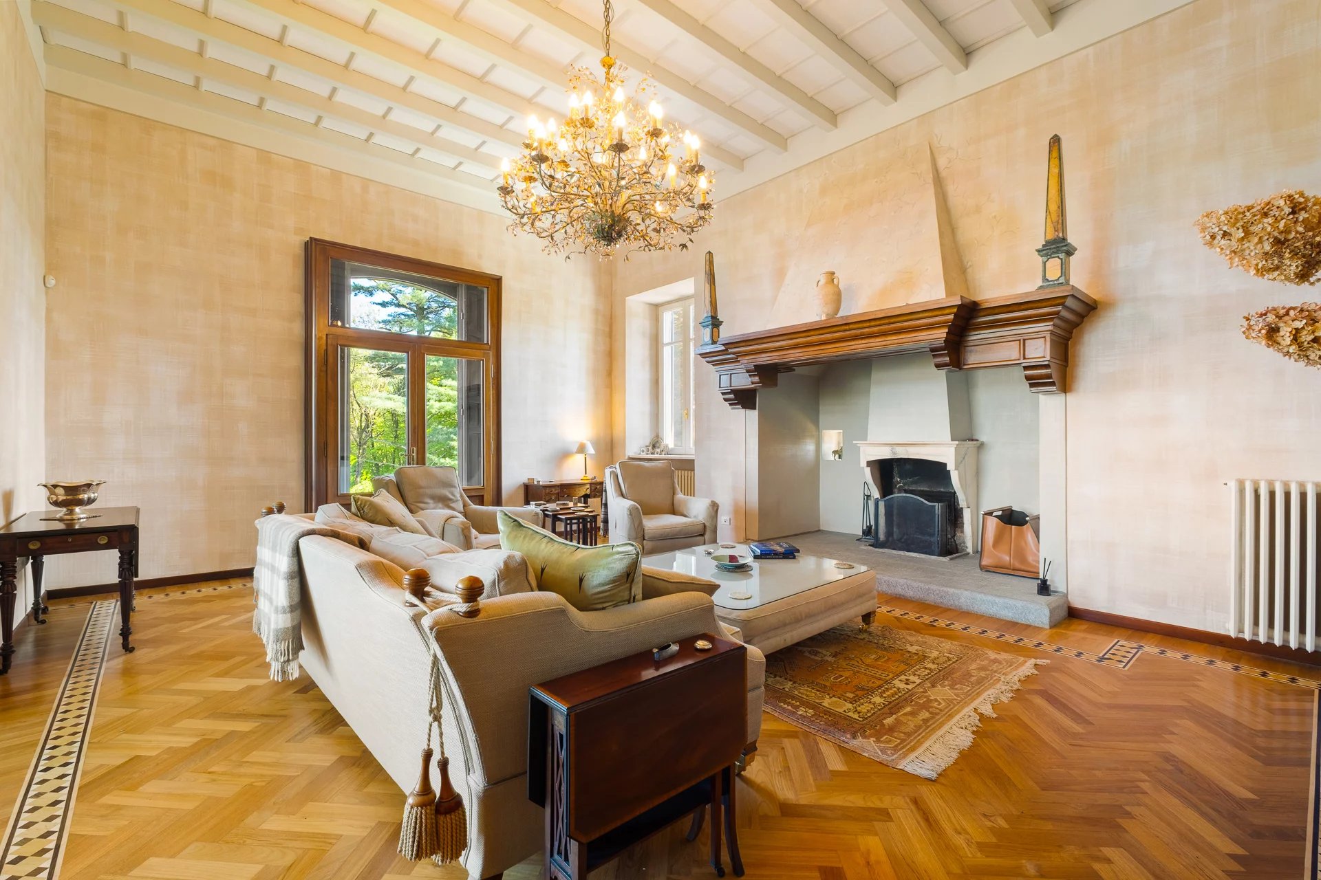 Villa panoramica d’epoca con parco privato e vista lago a Stresa