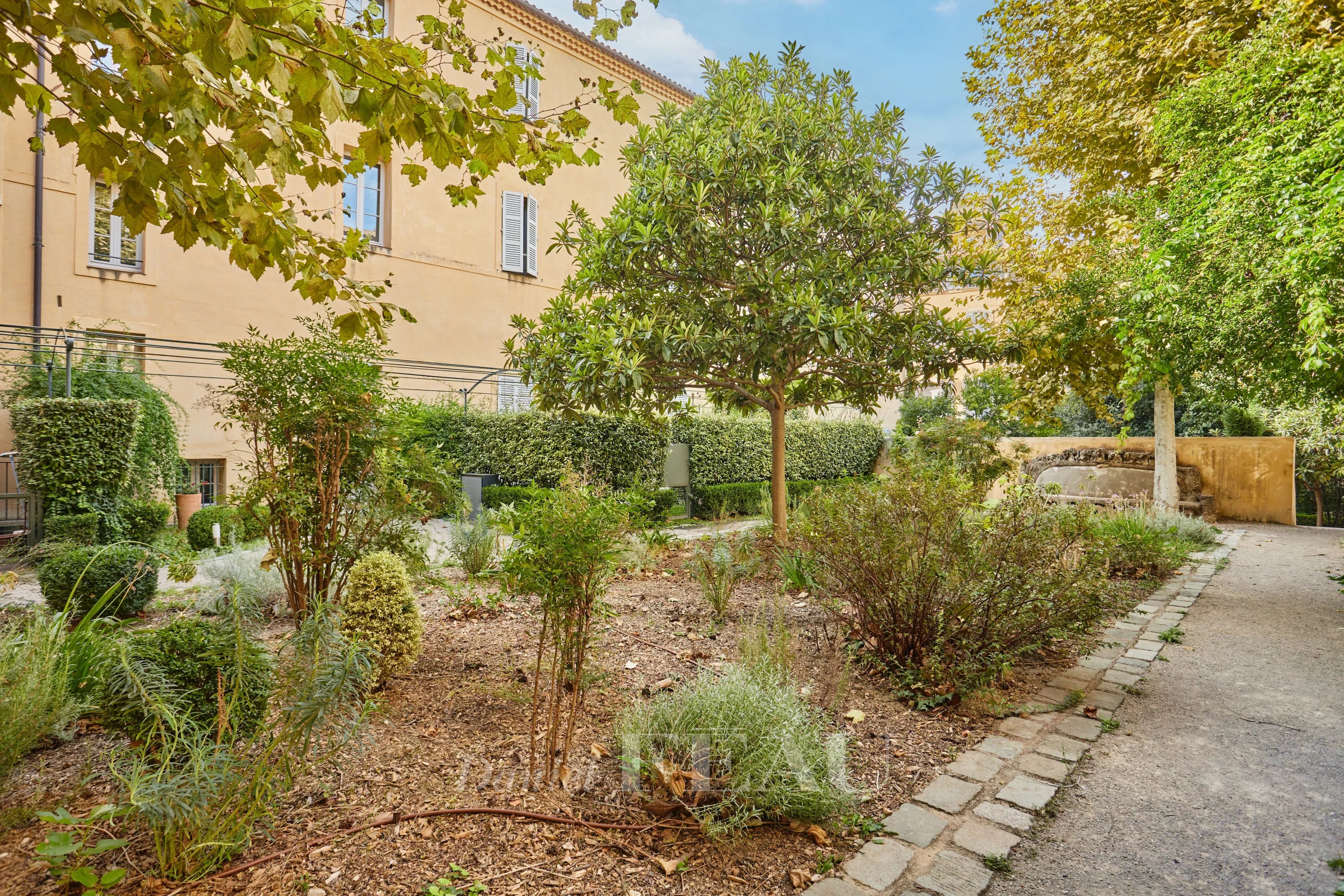 Aix en Provence – An ideal pied a terre