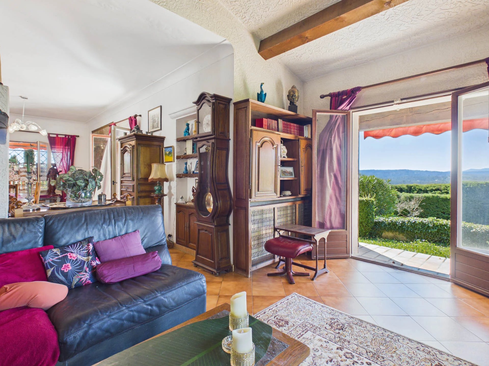 Villa to renovate with pool and view  - Montauroux