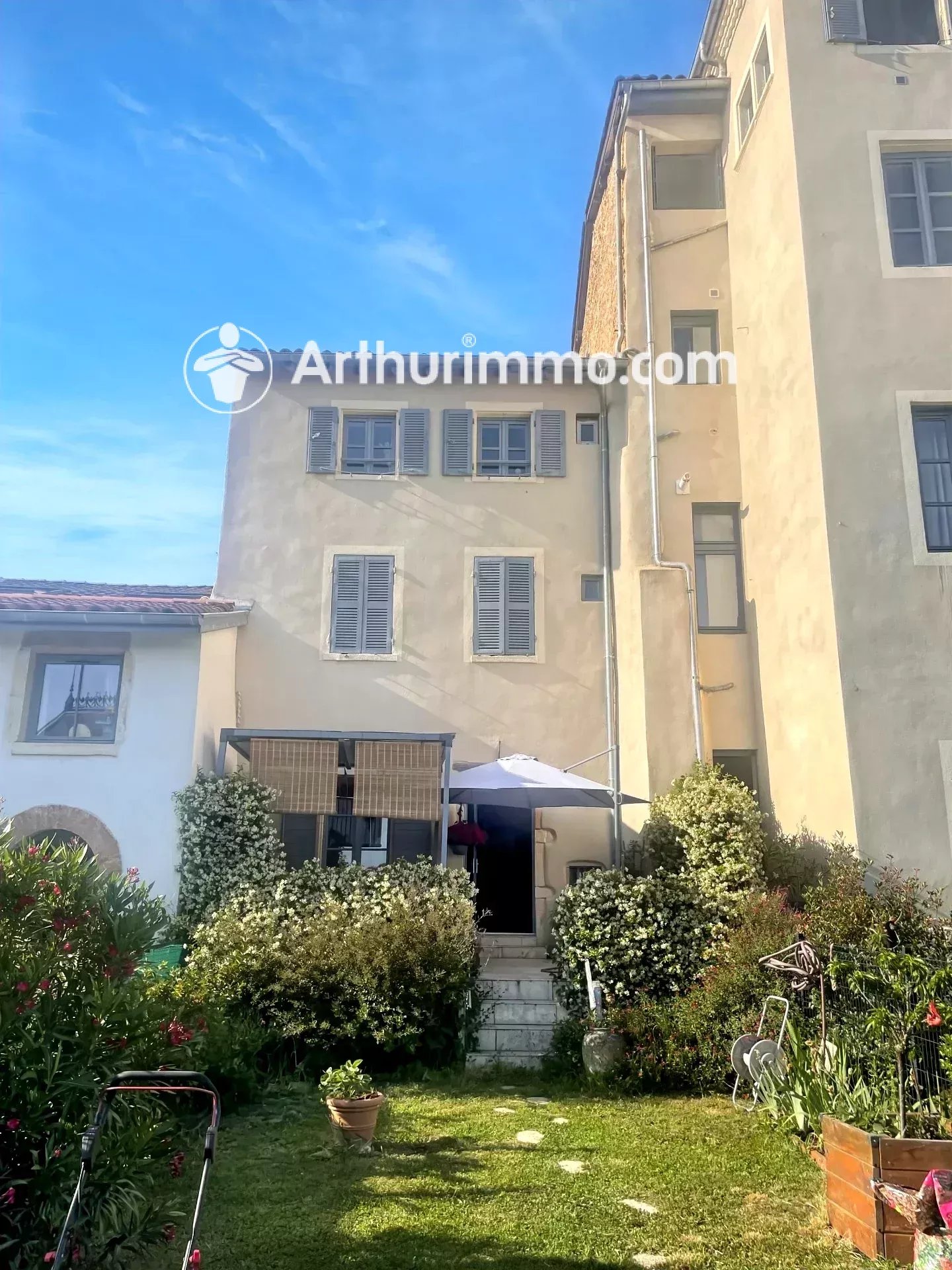 Appartement en duplex vue Saône - TREVOUX