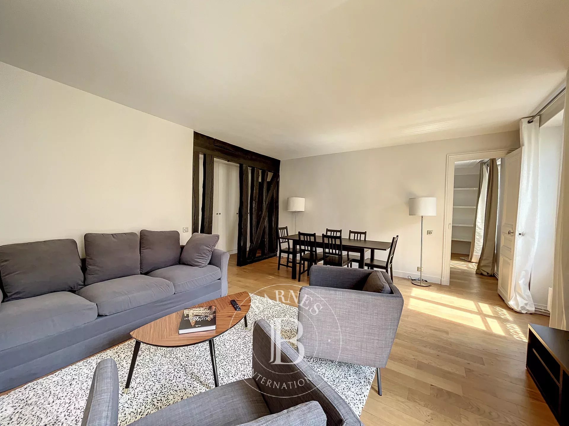 Appartement Paris 75008  -  ref 84912236 (picture 2)