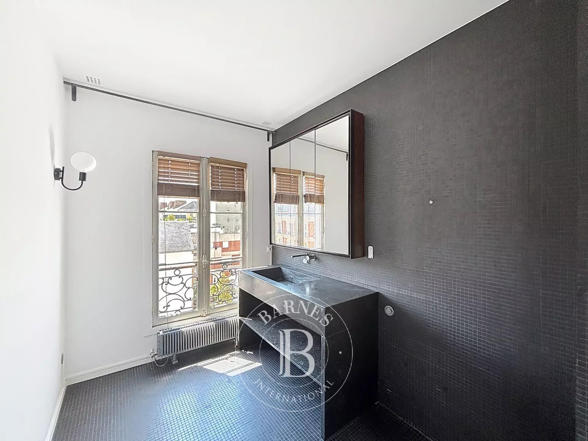 Paris  - Apartment 3 Bedrooms - picture 17