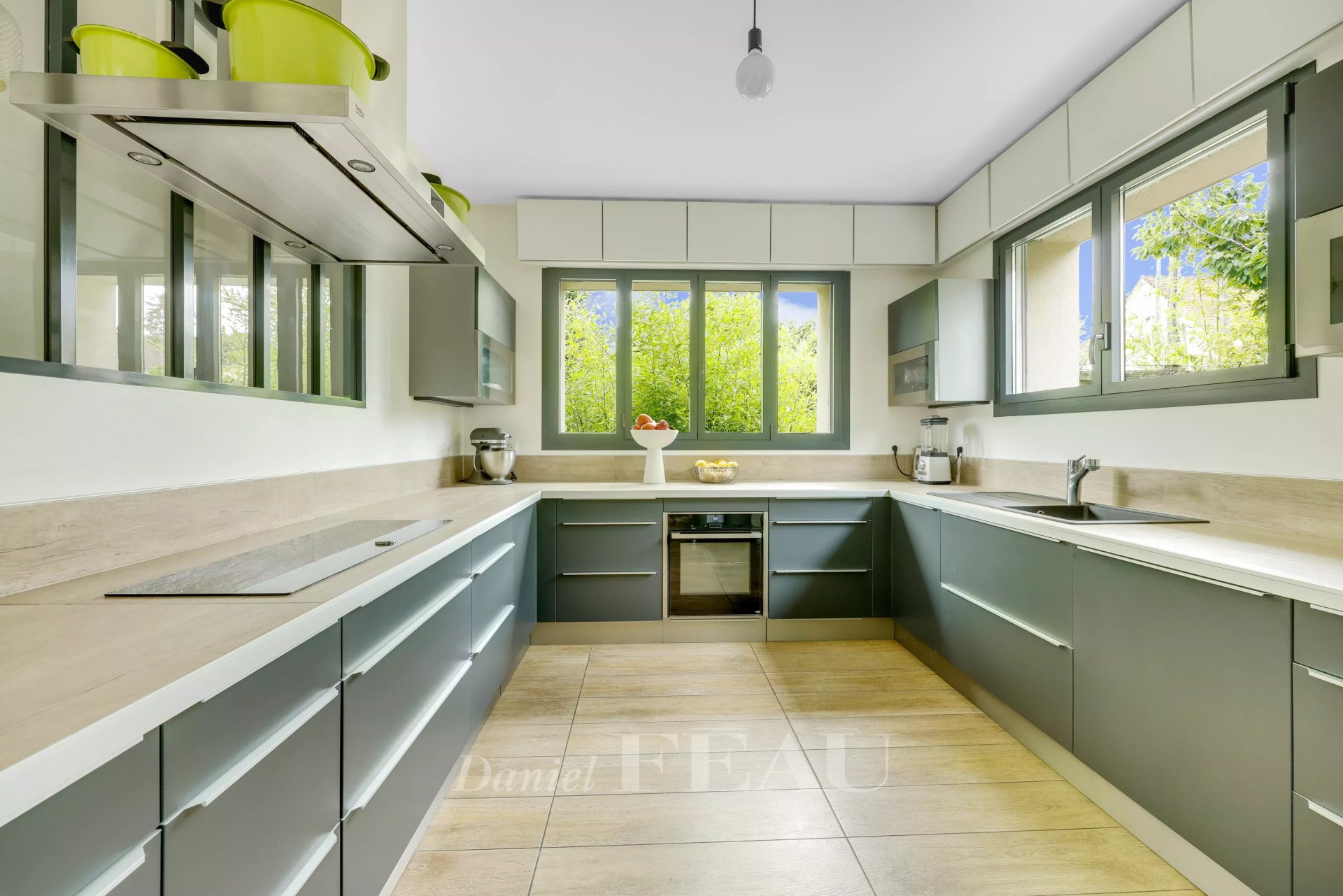 4 Bedroom Villa/Townhouse's Image 5