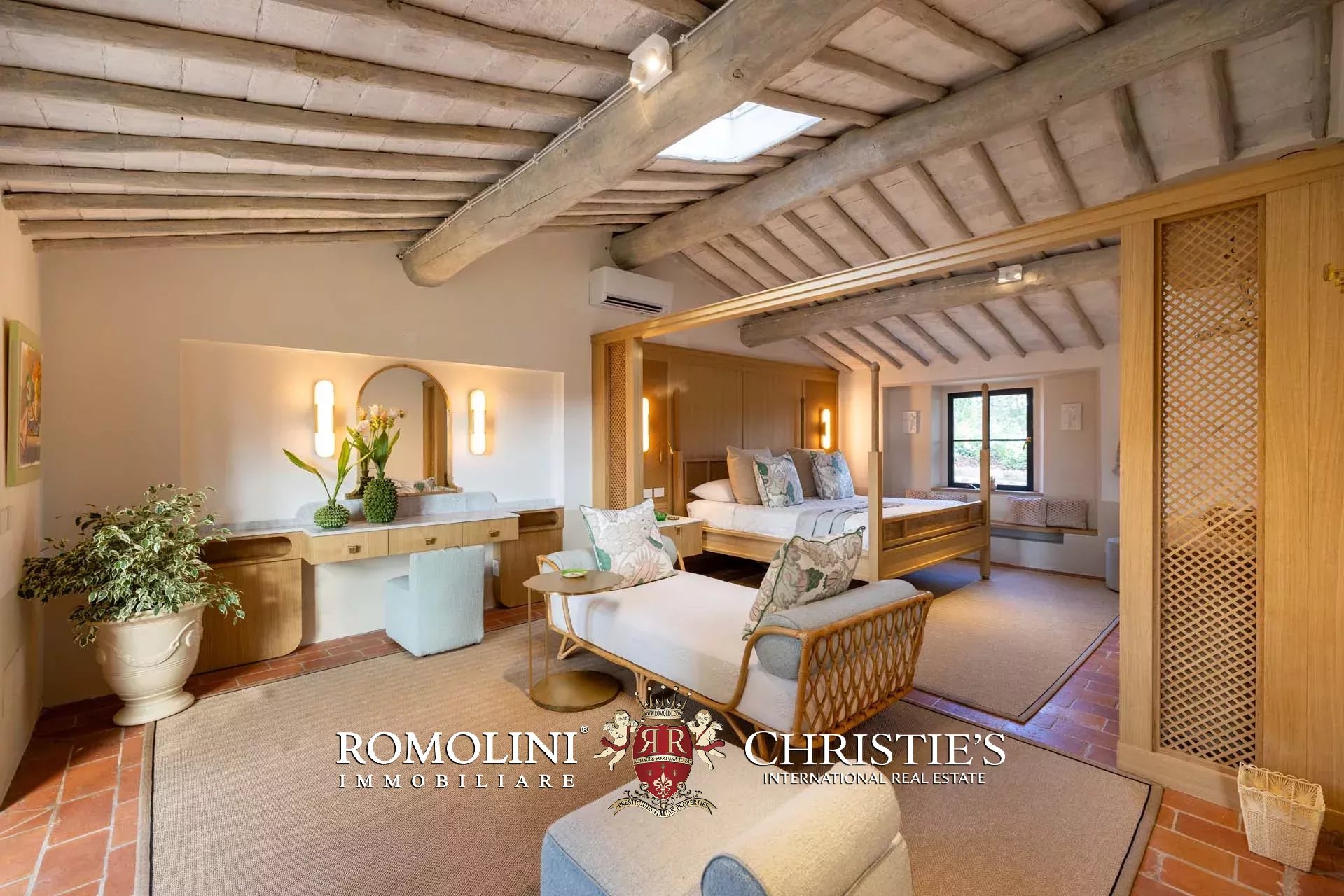 4 Bedroom Villa/Townhouse's Image 58