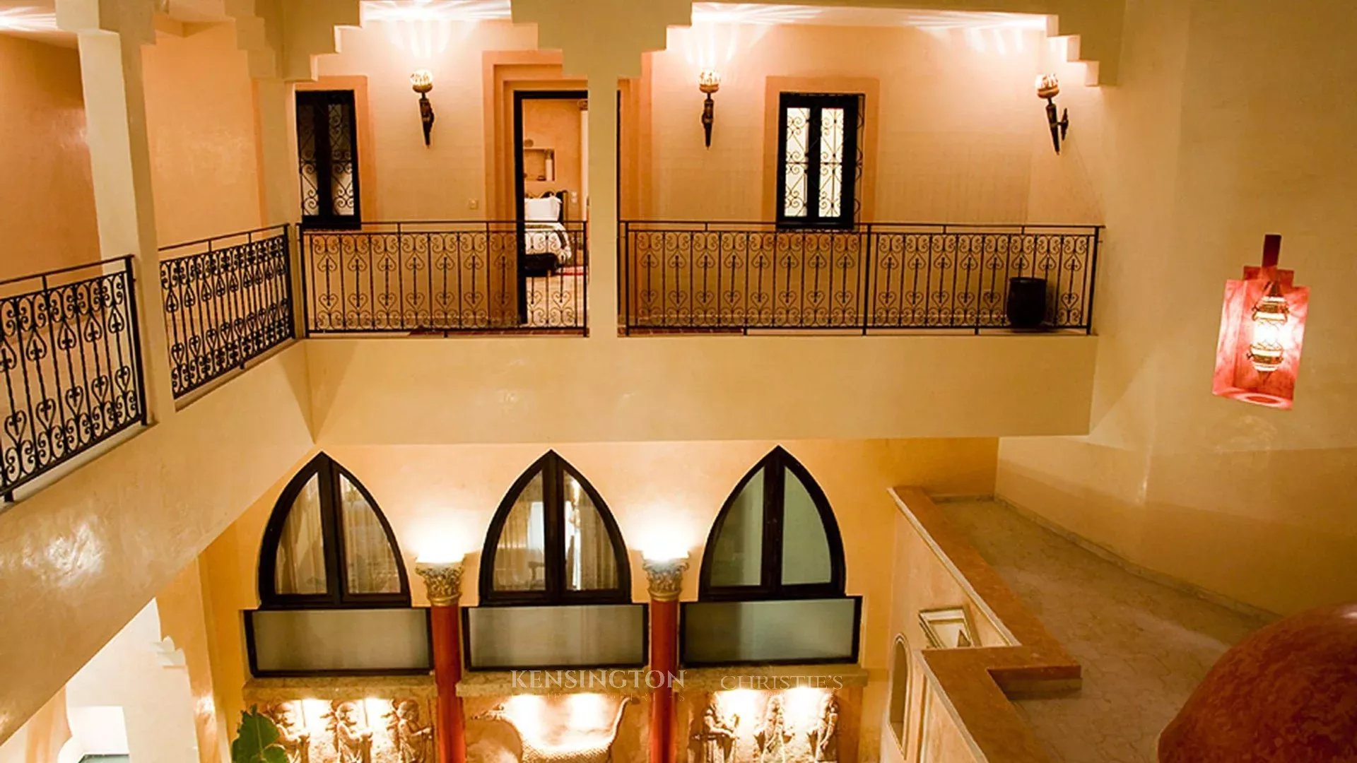 7 Bedroom Villa/Townhouse's Image 9
