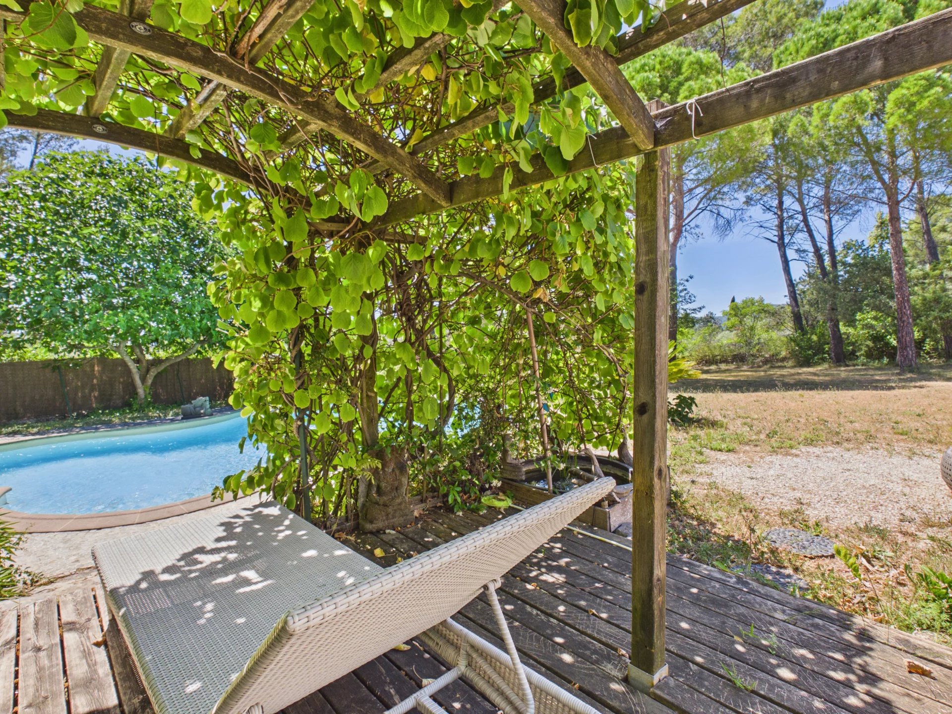 Villa with pool in a peaceful setting - Fayence