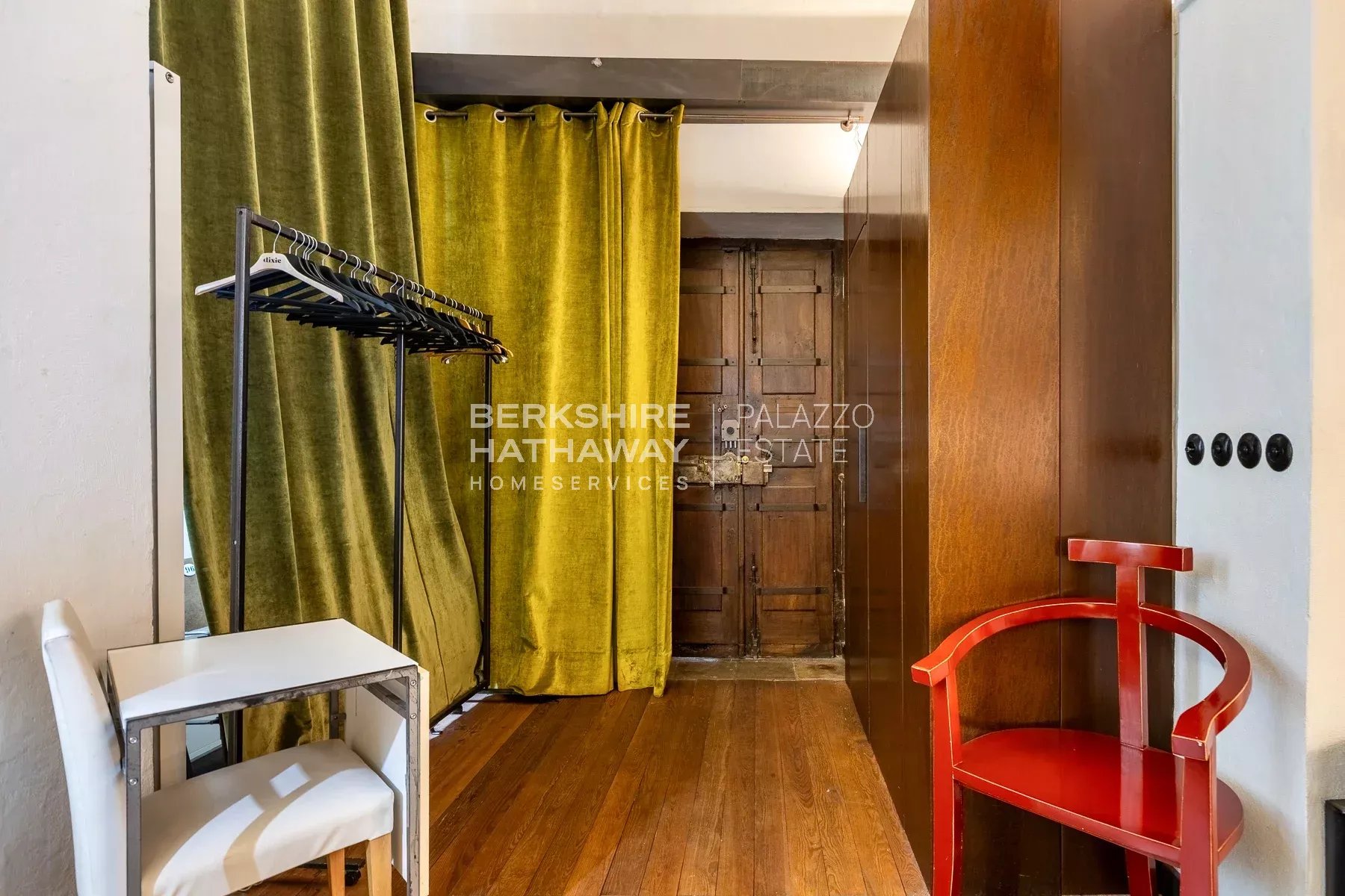 Iconic Savoy Residence Blending History and Design in Central Turin