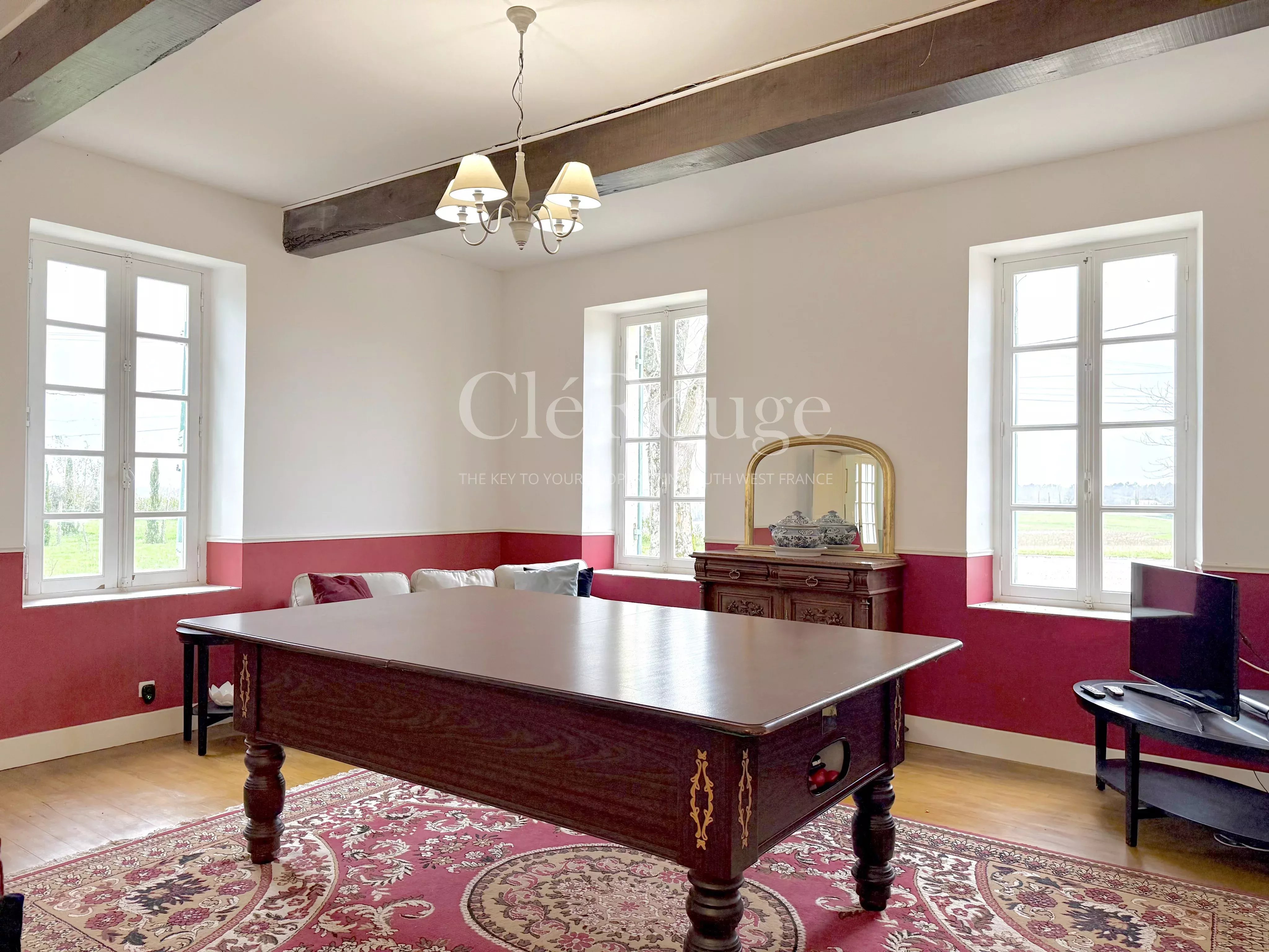 Elégante propriété en pierre avec 2 gîtes, piscine et grange située dans le triangle d'or entre Duras et Eymet