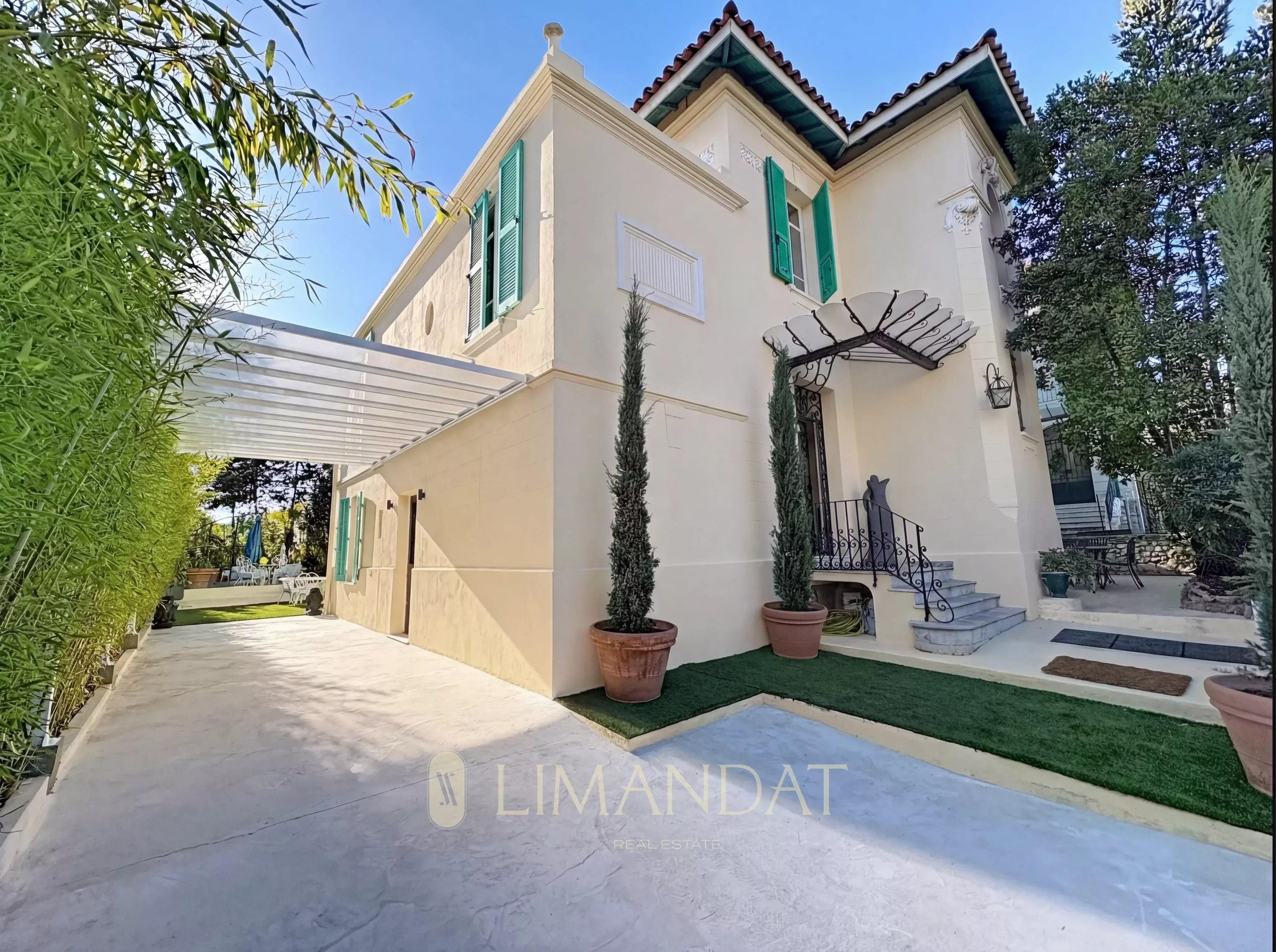 VILLA DE 280M2 du  19e SIECLE