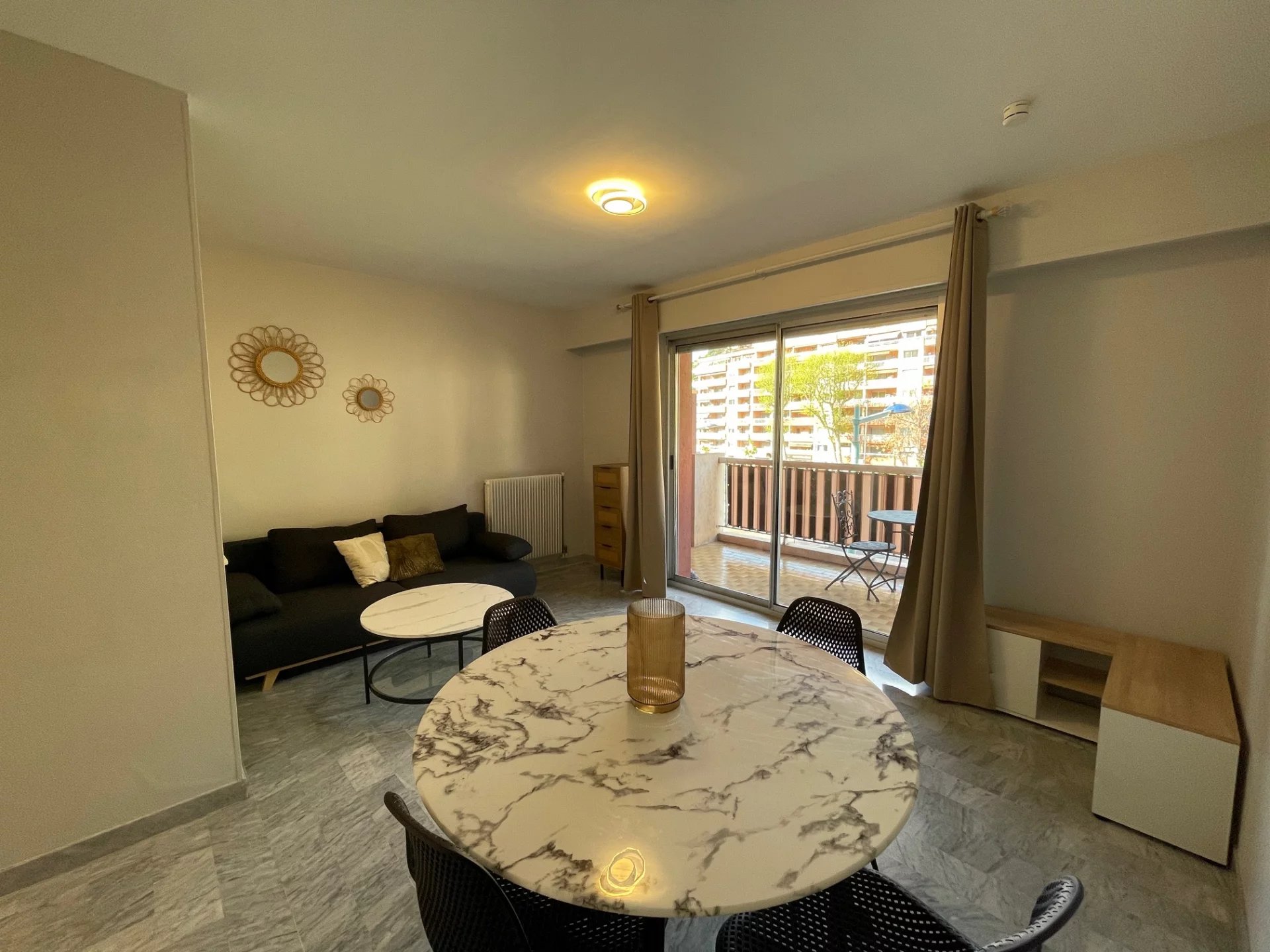 Location Appartement Menton Carei