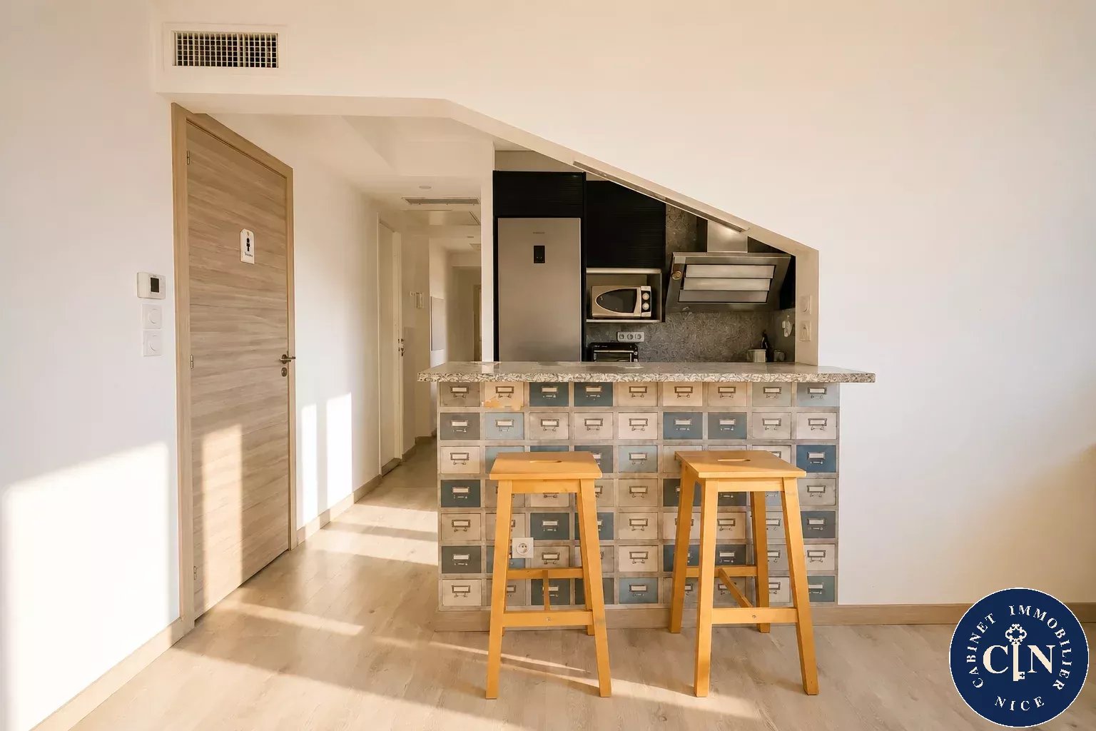 4 pièces 90 m² - Dernier étage vue dégagée - Jean Médecin — photo 6