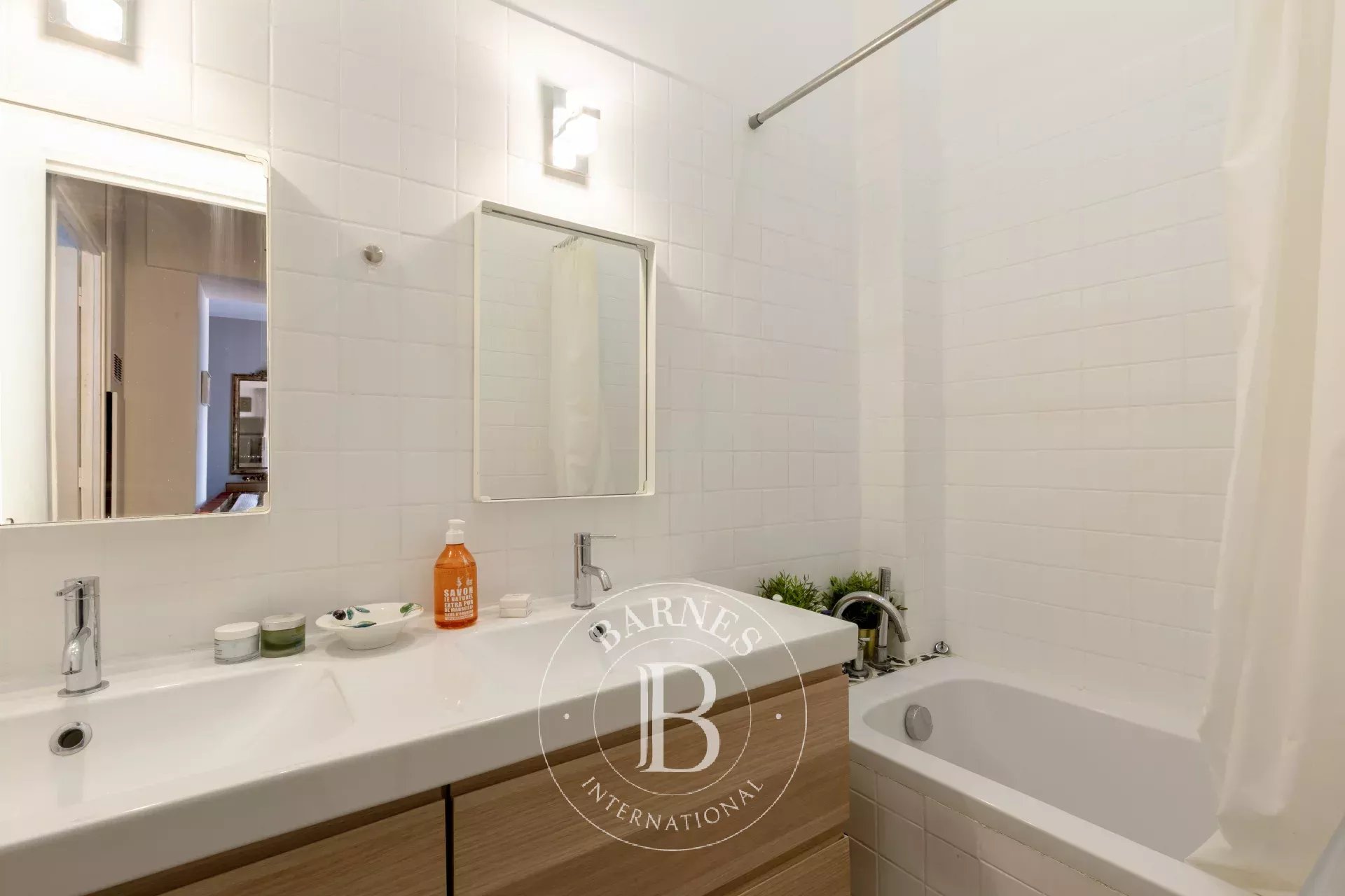 Paris  - Apartment 2 Bedrooms - picture 11