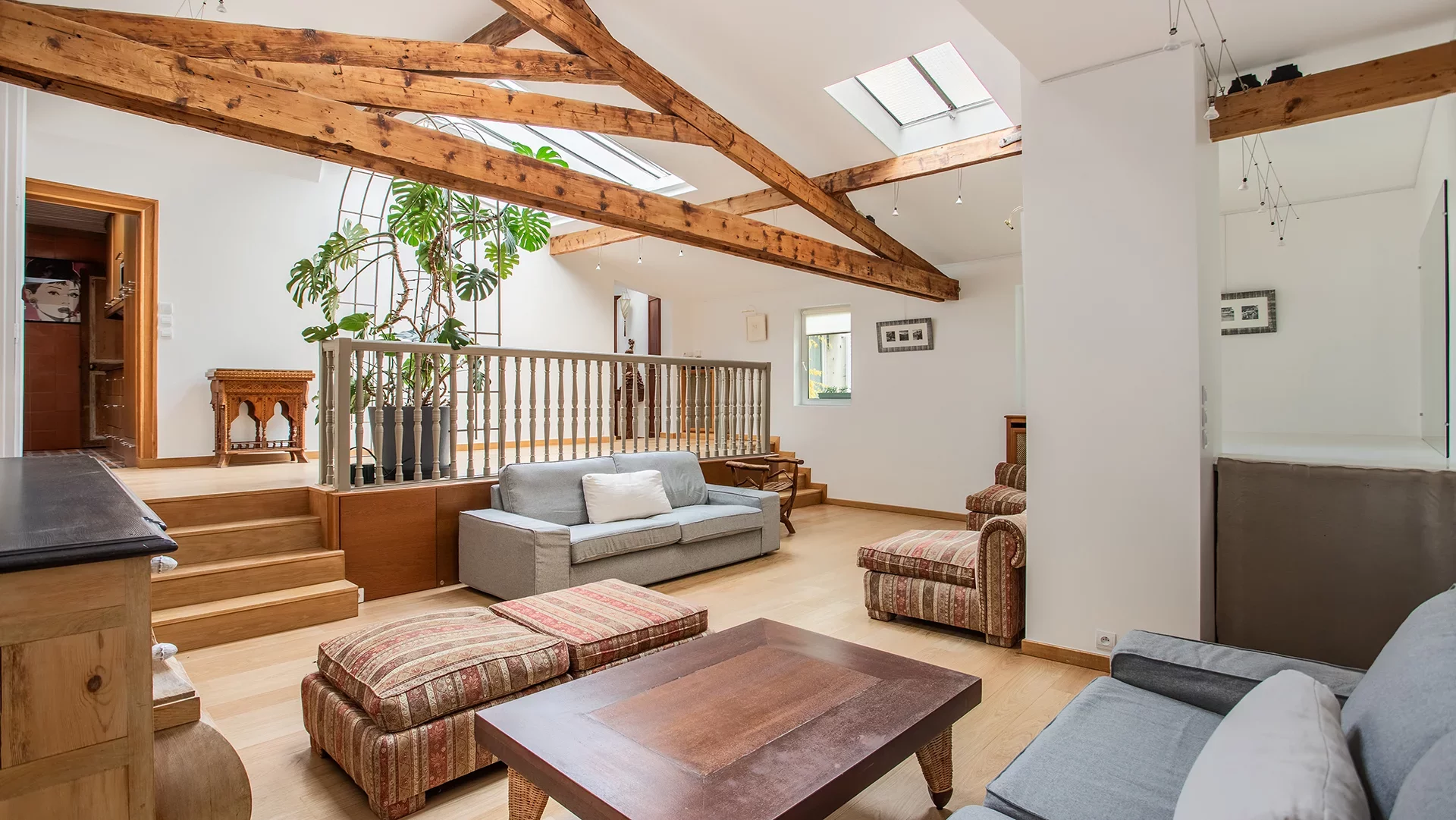 Paris 18e - MARCHÉ SAINT-PIERRE / SACRÉ-COEUR