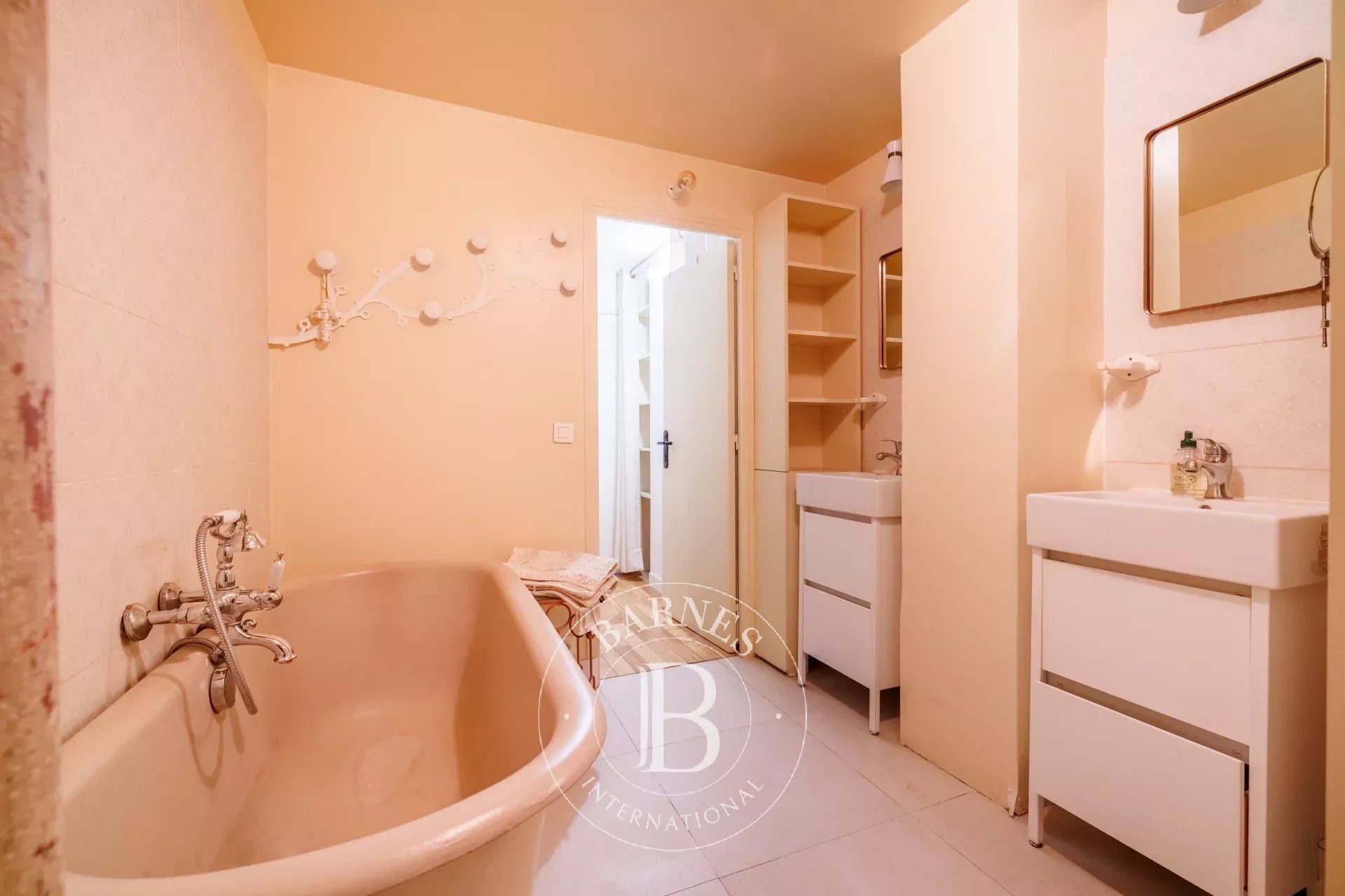 Daire Paris 2ème - picture 16