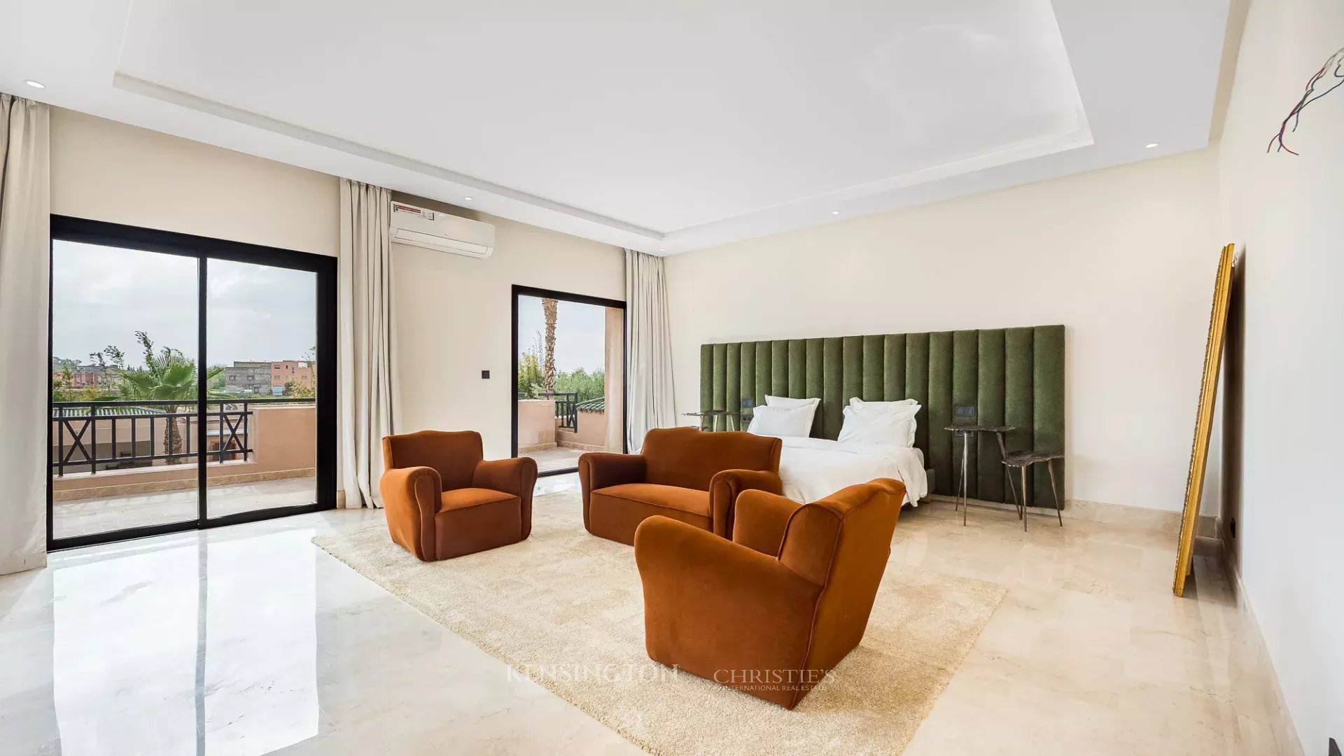6 Bedroom Villa/Townhouse's Image 35
